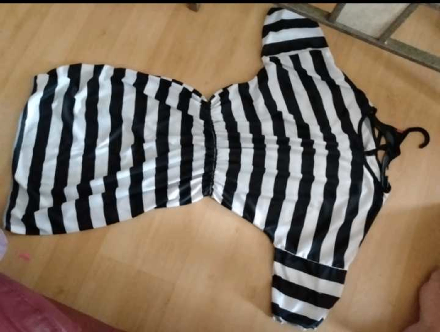 Halloween Costumes - Jailbird, Butterfly, Skeleton, Tiger - photo 2