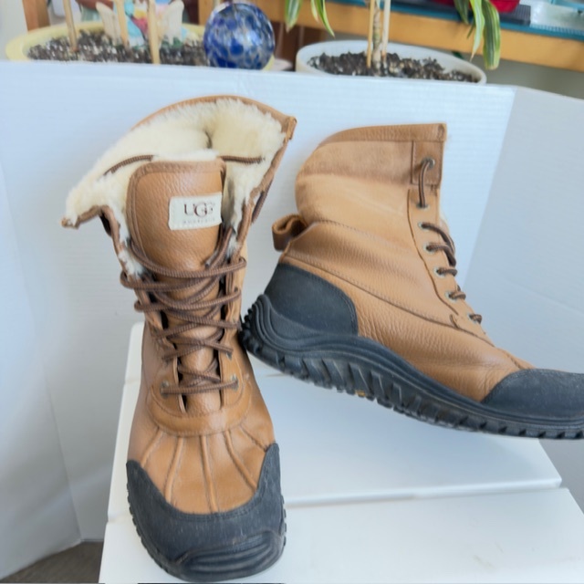 UGG Australia Leather Boots - photo 4