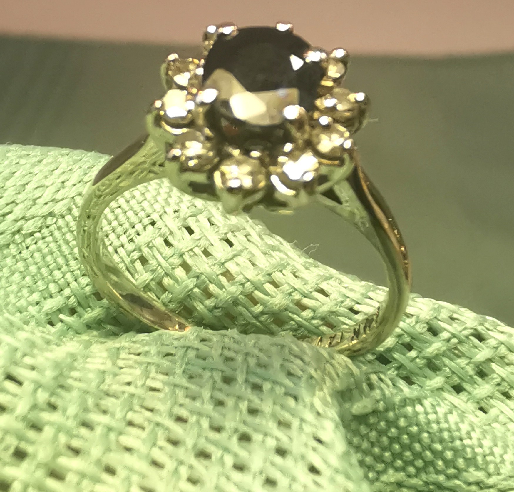 Custom 1975 Canadian Heritage Piece Blue Sapphire & Diamonds - photo 3