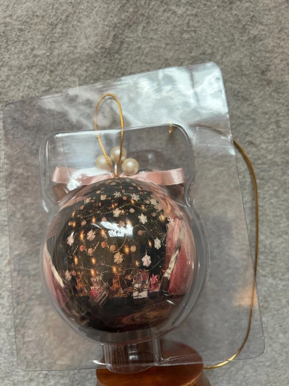New Vintage Barbie Ornament Walmart 35th Anniversary - photo 3