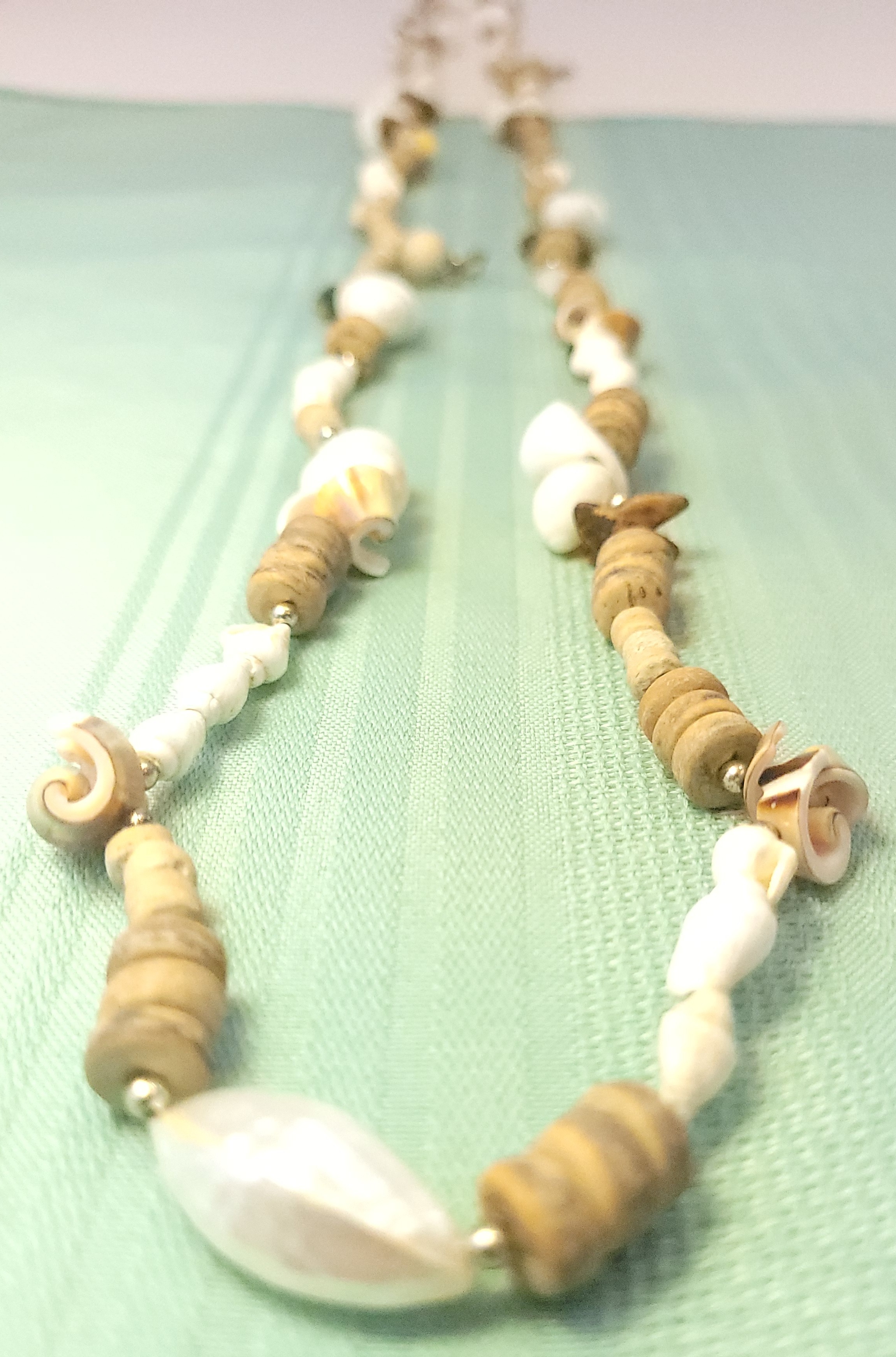 1970s Philippines Shell Necklace 52" Rope - Puka & Spiral Bead - photo 2