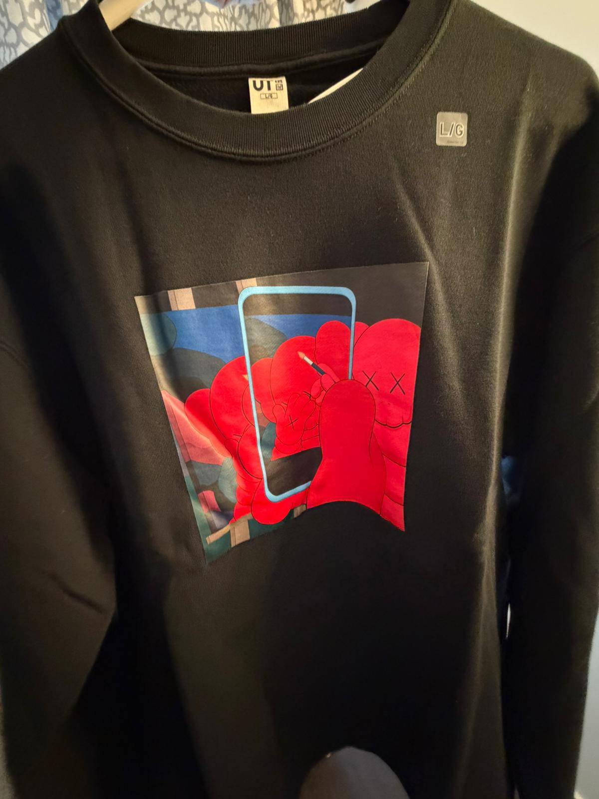 UNIQLO x KAWS Sweatshirt - Large - New with tags - photo 5