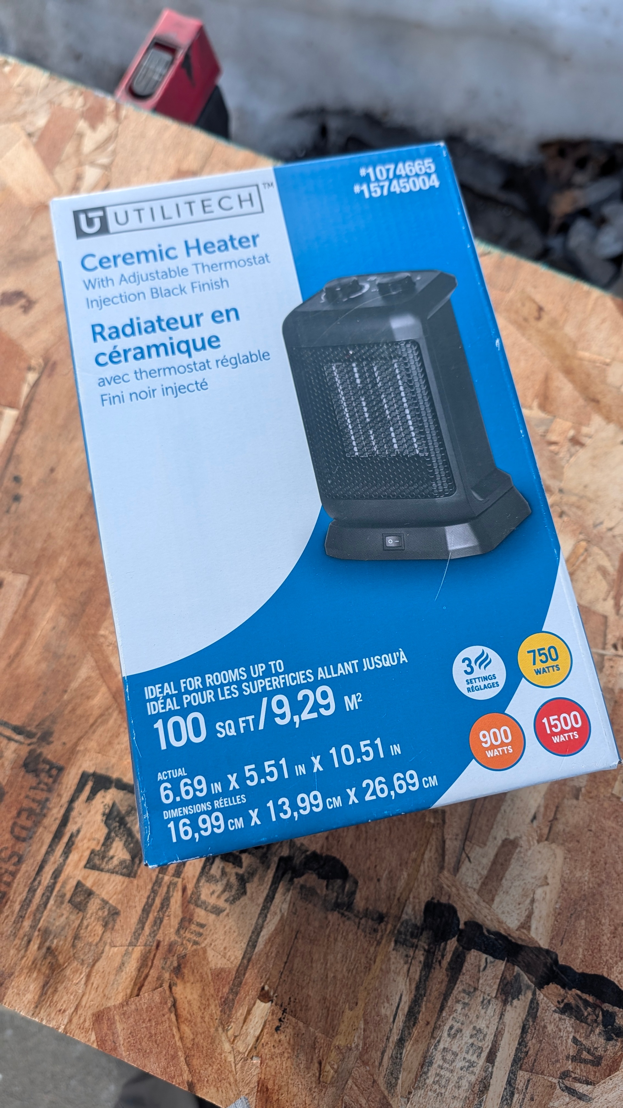 Utilitech Oscillating Ceramic Heater