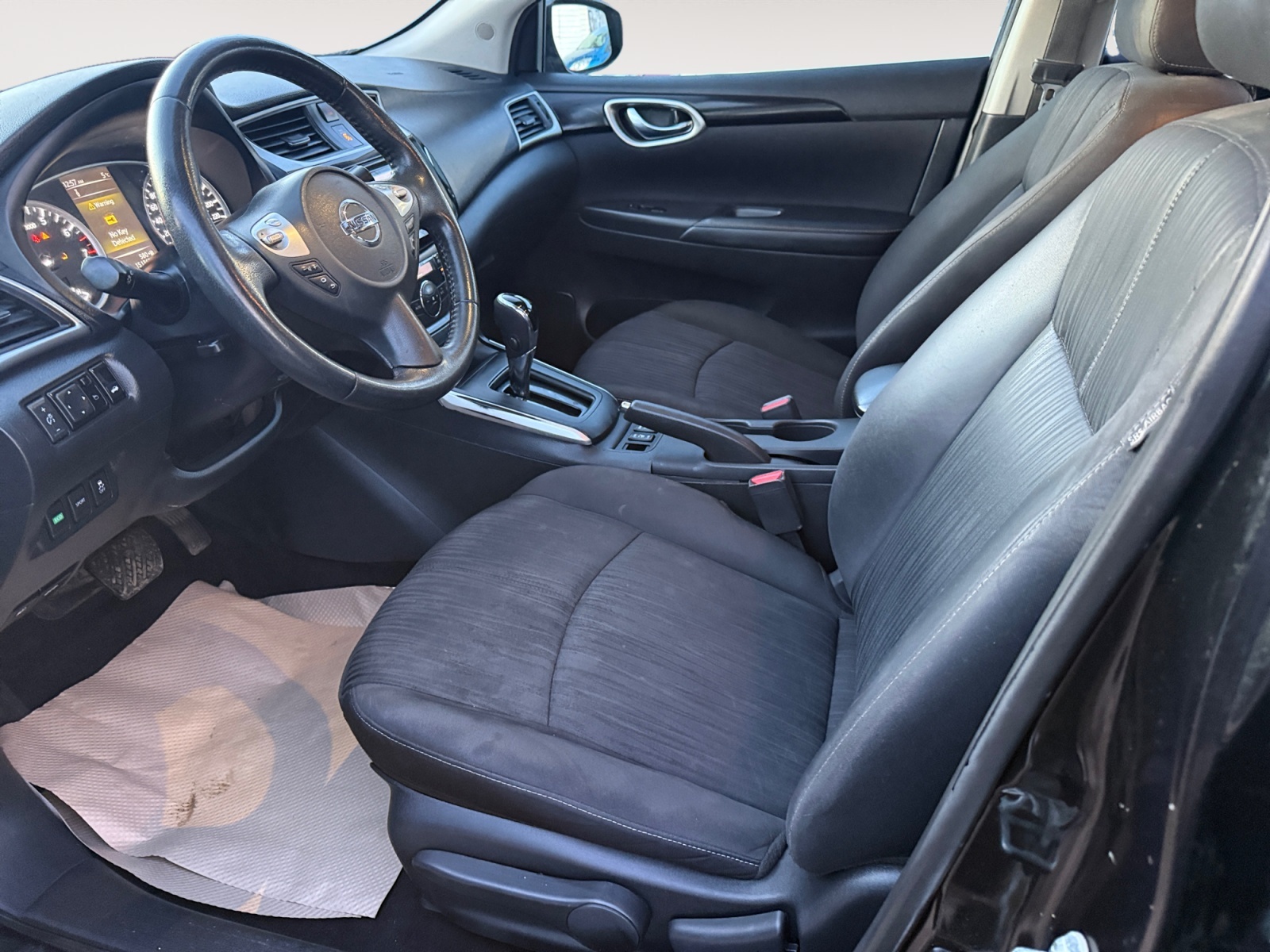 2018 Nissan Sentra SV - photo 5