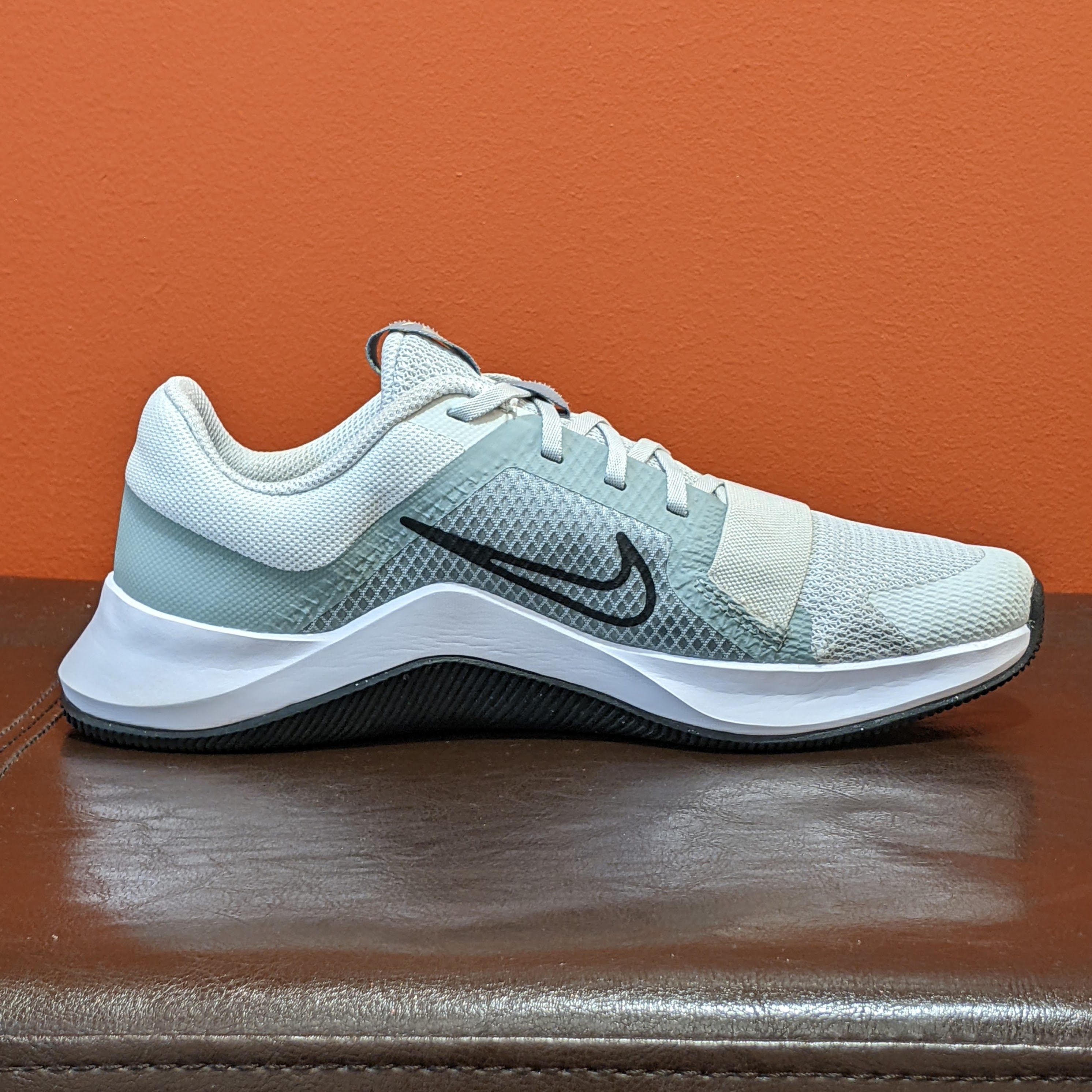 Nike MC Trainer 2 Shoes (Women) Light Silver Mica Green Size 8 - photo 3