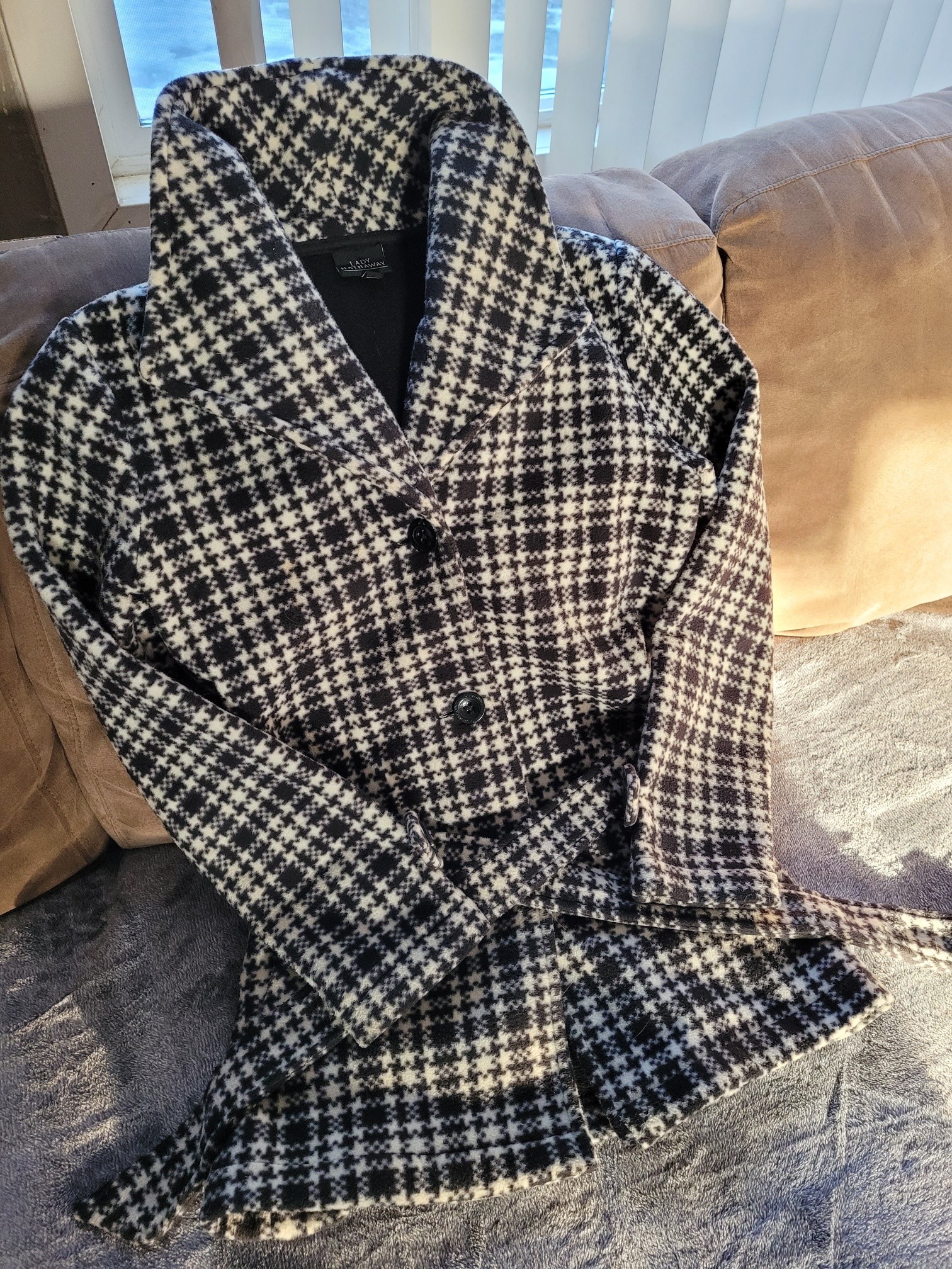 Ladies 'pant length' coat - photo 2