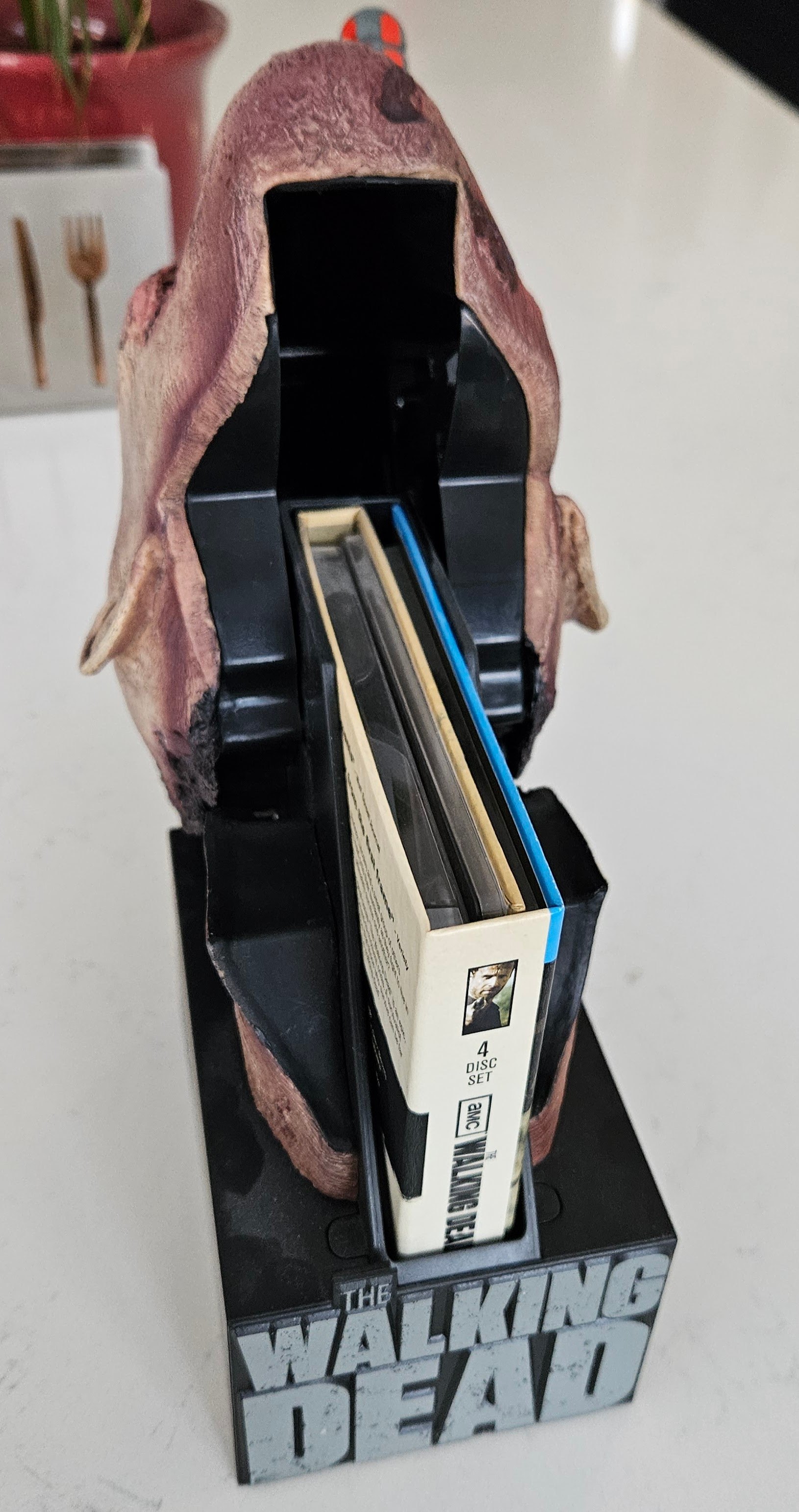 COLLECTORS: Walking Dead Collection - see detailed breakdown - photo 3