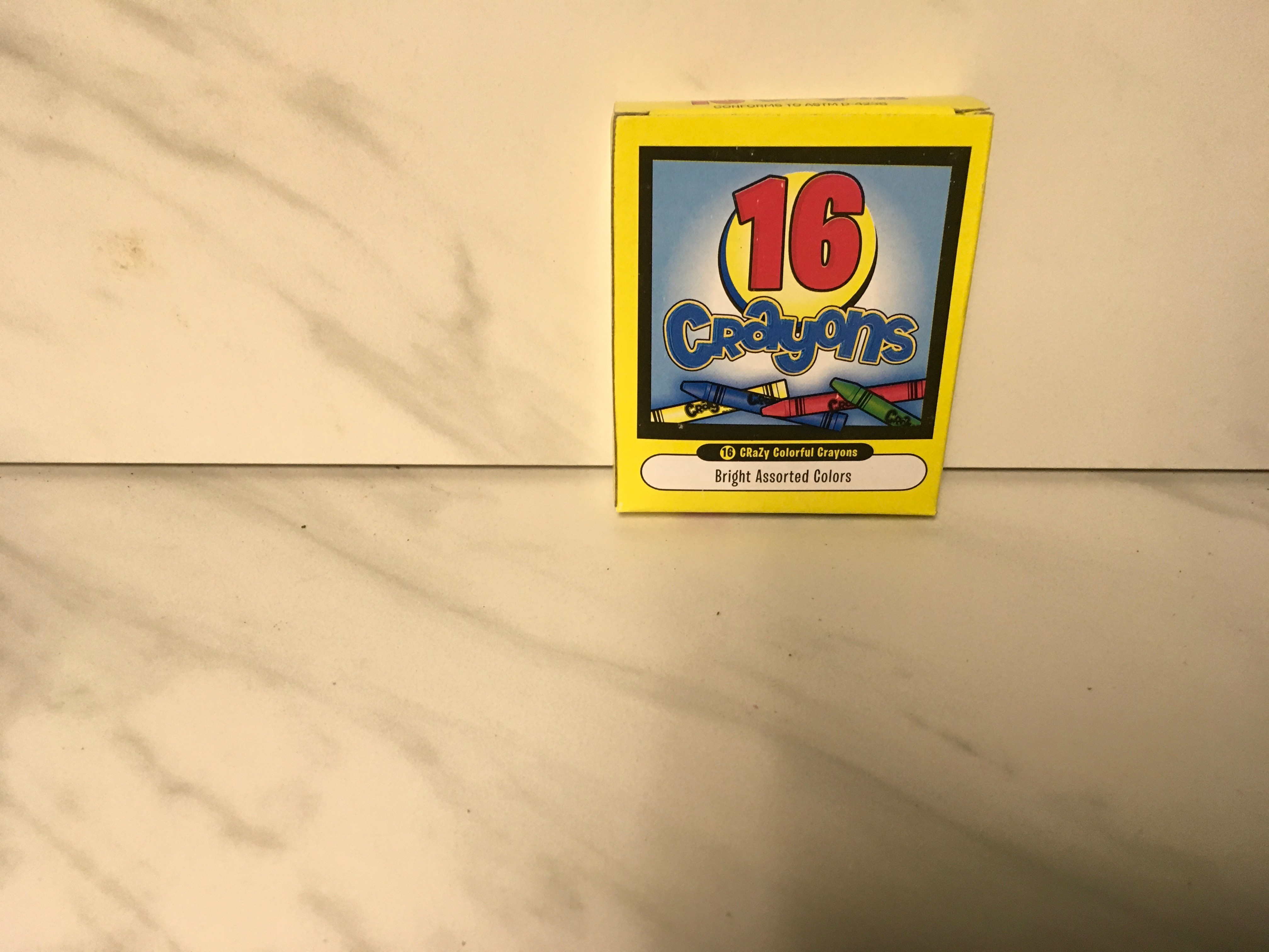 16 CrAZy Colorful Crayons - Bright Assorted Colors