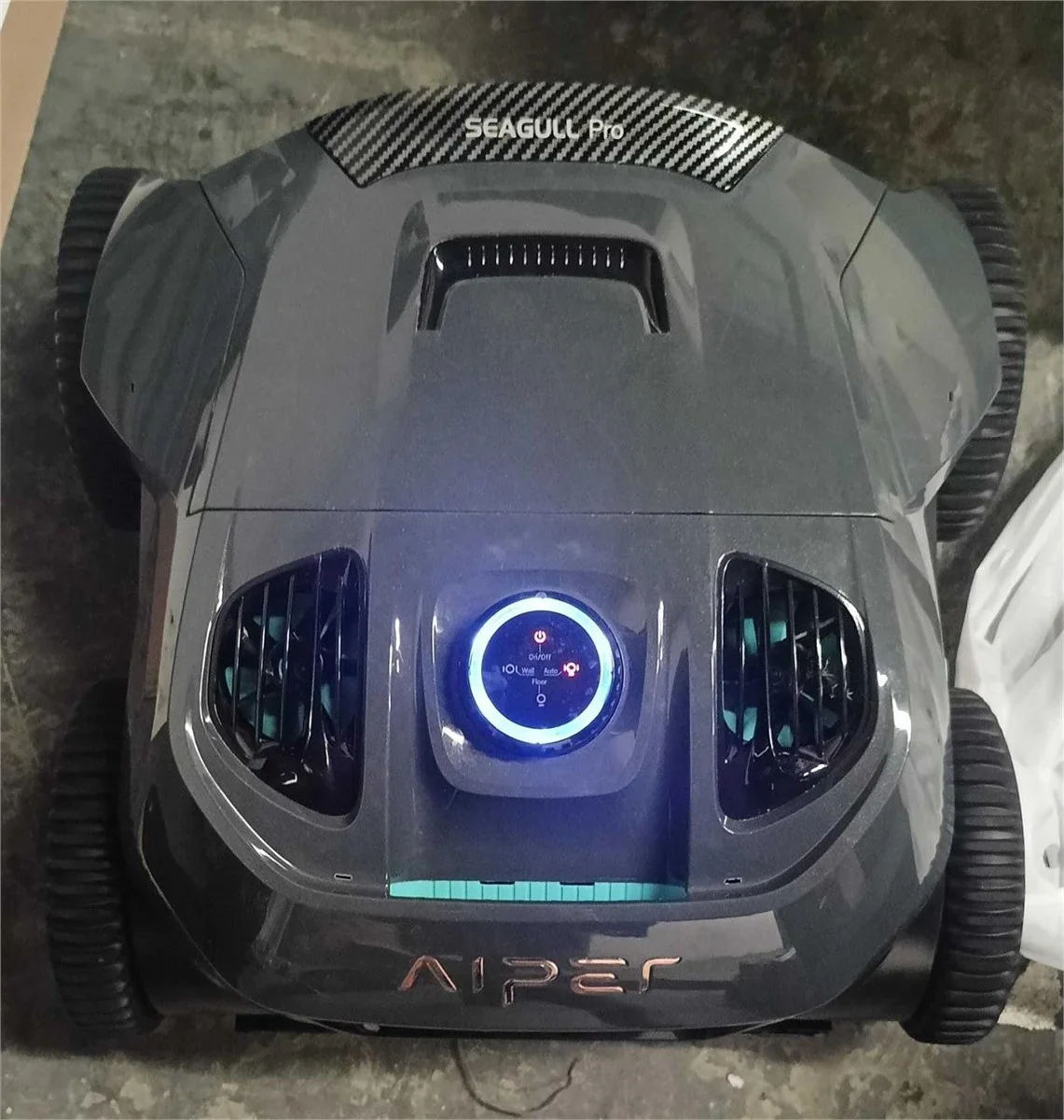 AIPER Seagull Pro Cordless Robotic Pool Cleaner - photo 2