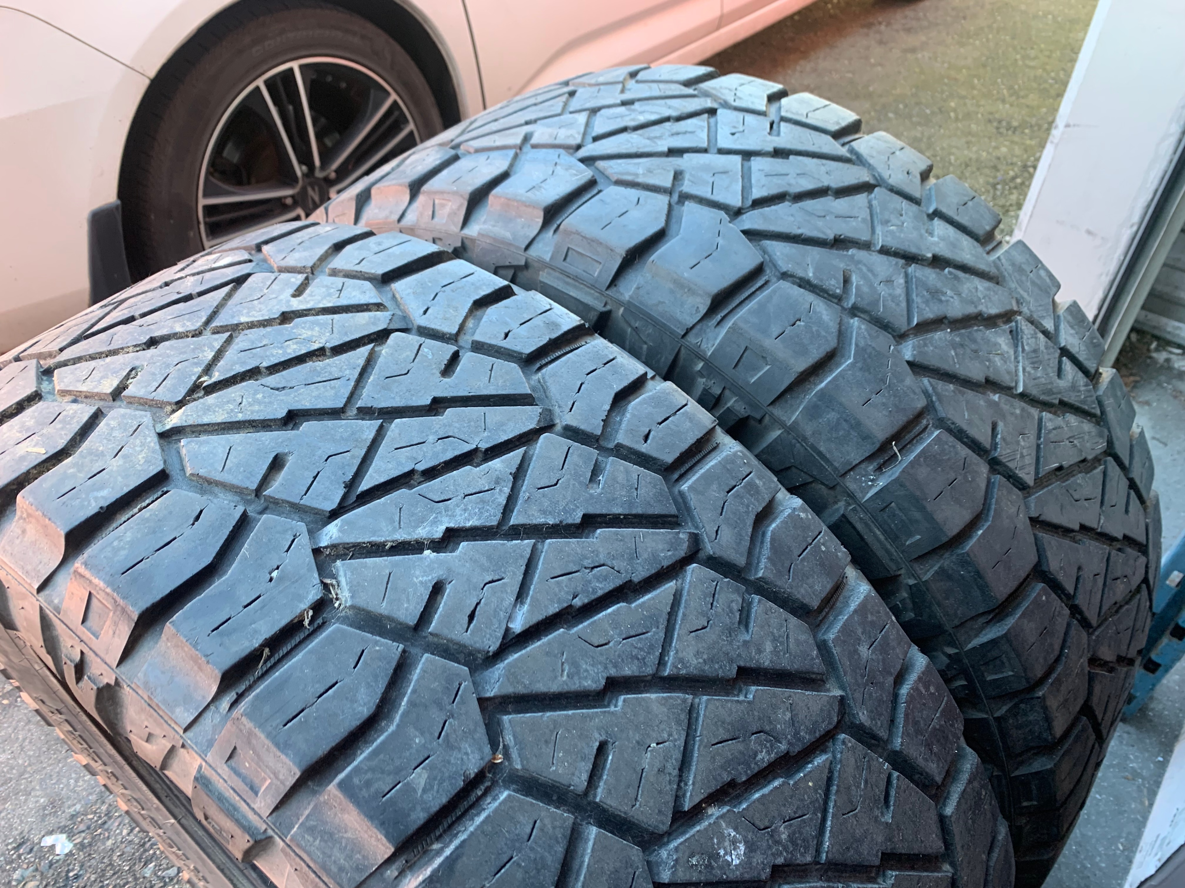 PAIR of LT 37X13.50R22 128Q 12PR Nitto Ridge Grappler 45/50% - photo 4