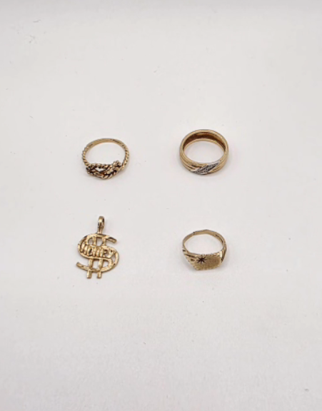 10K Solid Gold Rings & Pendant – See Description - photo 3