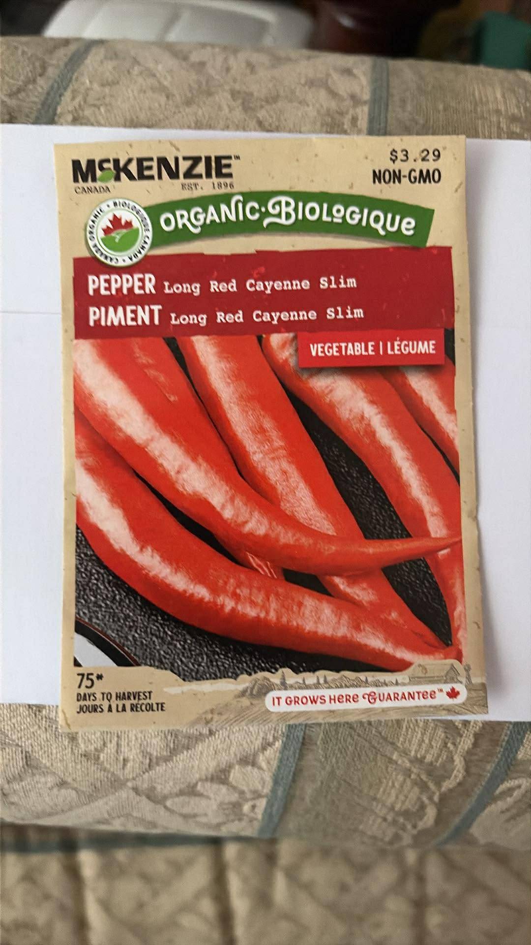 1 Pack of McKenzie Long Red Cayenne Slim Pepper Seeds