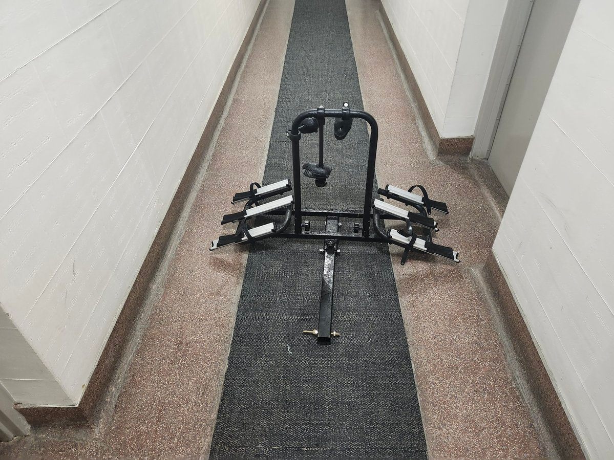 3-person bike rack (Class 3 hitch)