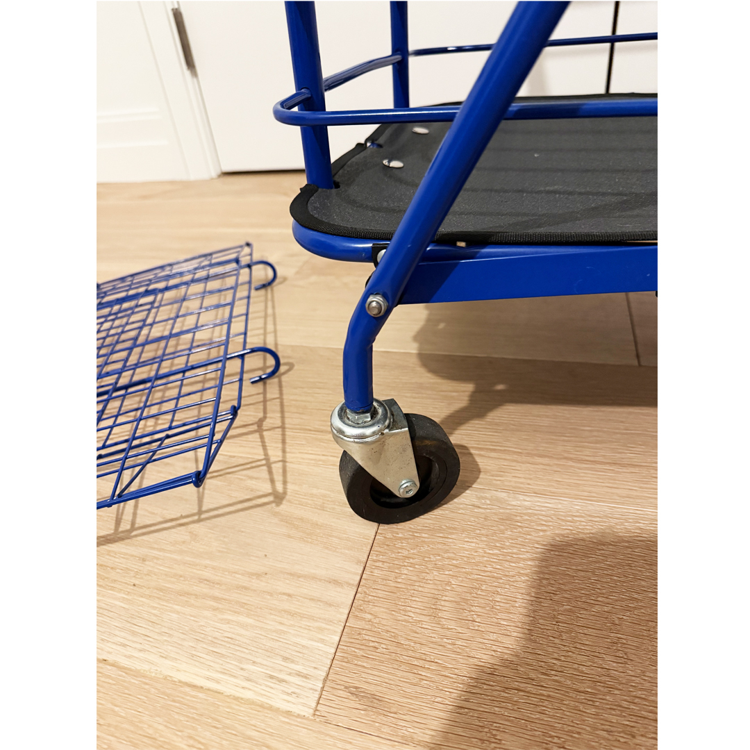 Milwaukee Steel Shopping Cart in Blue with Accessory Basket - photo 5
