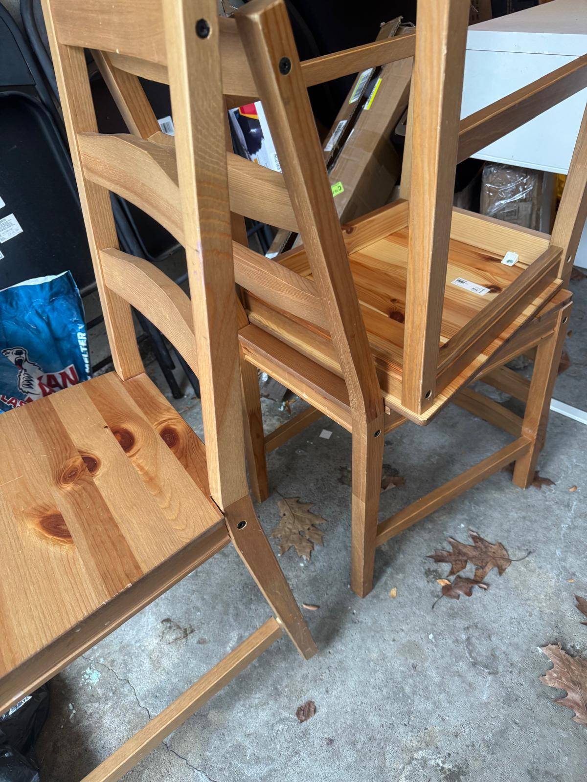 IKEA HÄGERNÄS Dining Table + 4 Chairs – Solid Wood - photo 5