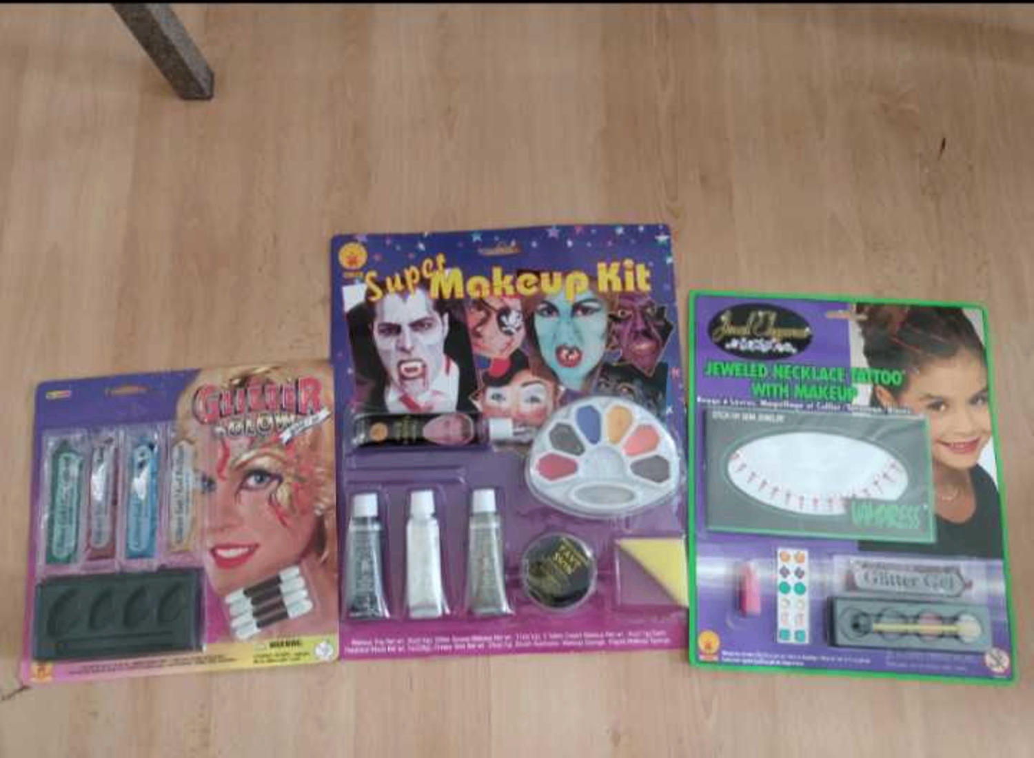 Makeup Kits: Glitter & Glow, Super Makeup, Jewel Elegance
