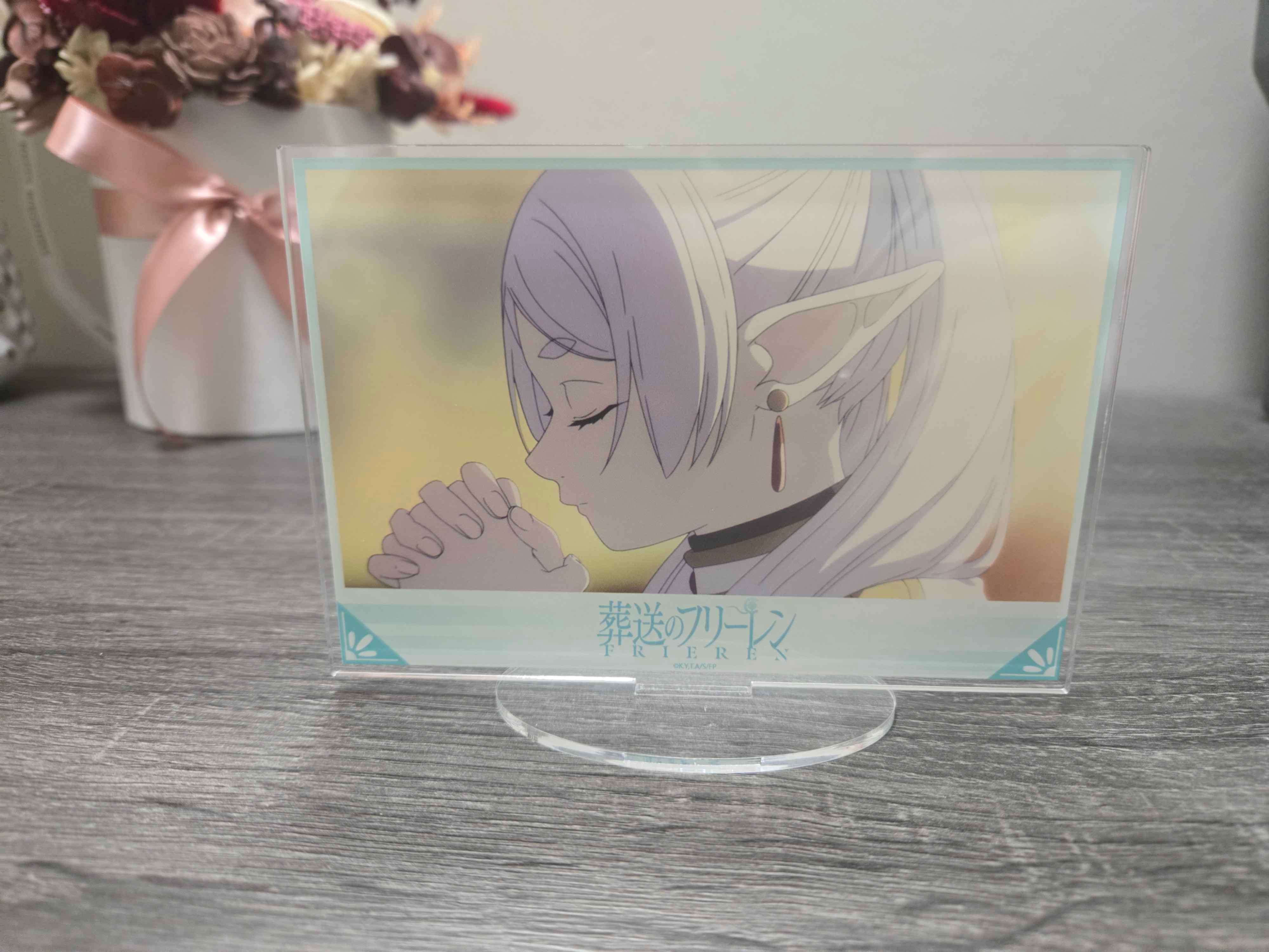 ✨ Frieren: Beyond Journey’s End Acrylic Display / Art Stand