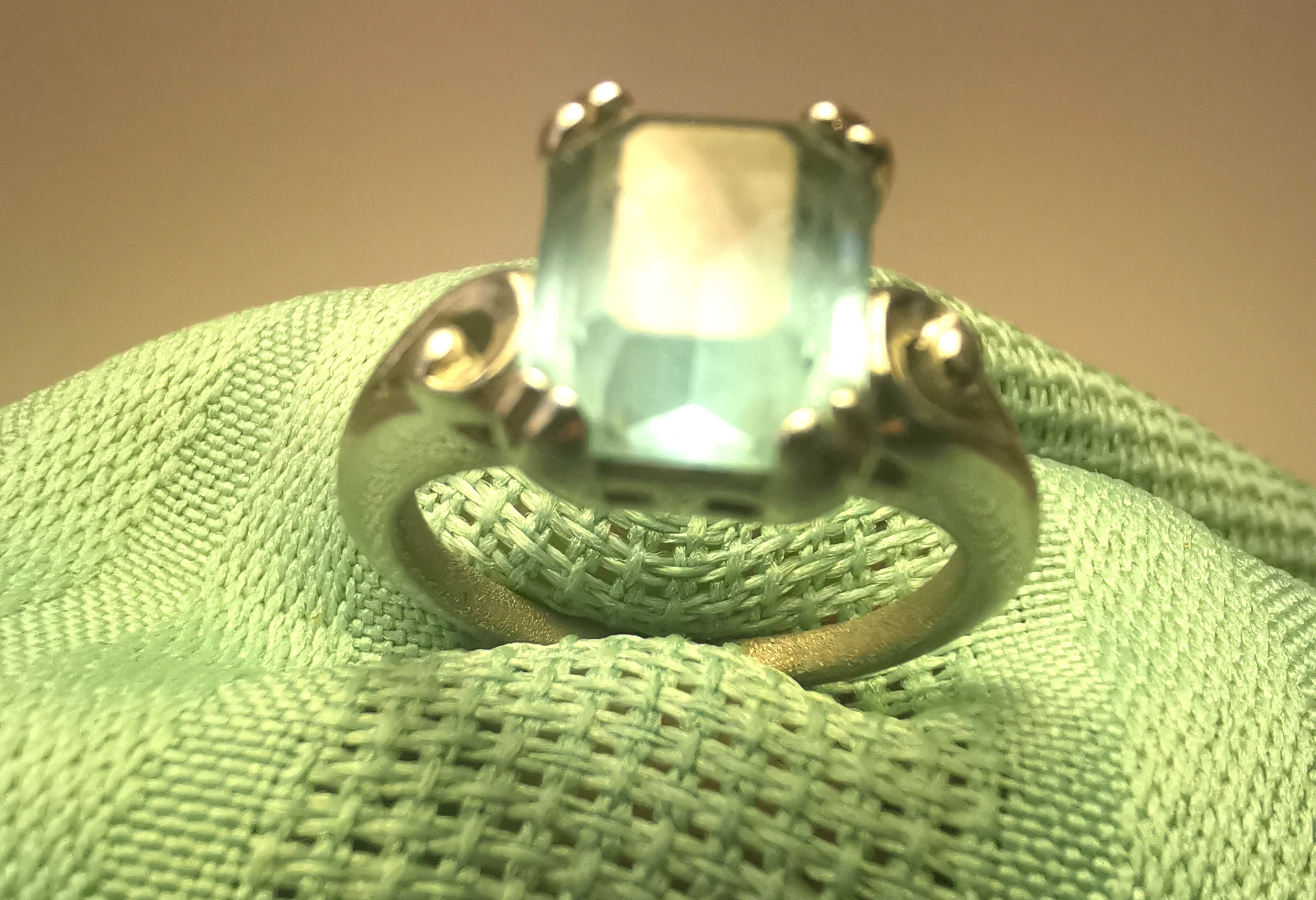 1981 Avon BLUE ICE Ring Size 6.5 - Emerald Cut Aquamarine Style