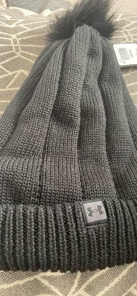 BRAND NEW women under armour coldgear beanie winter pom pom - photo 4