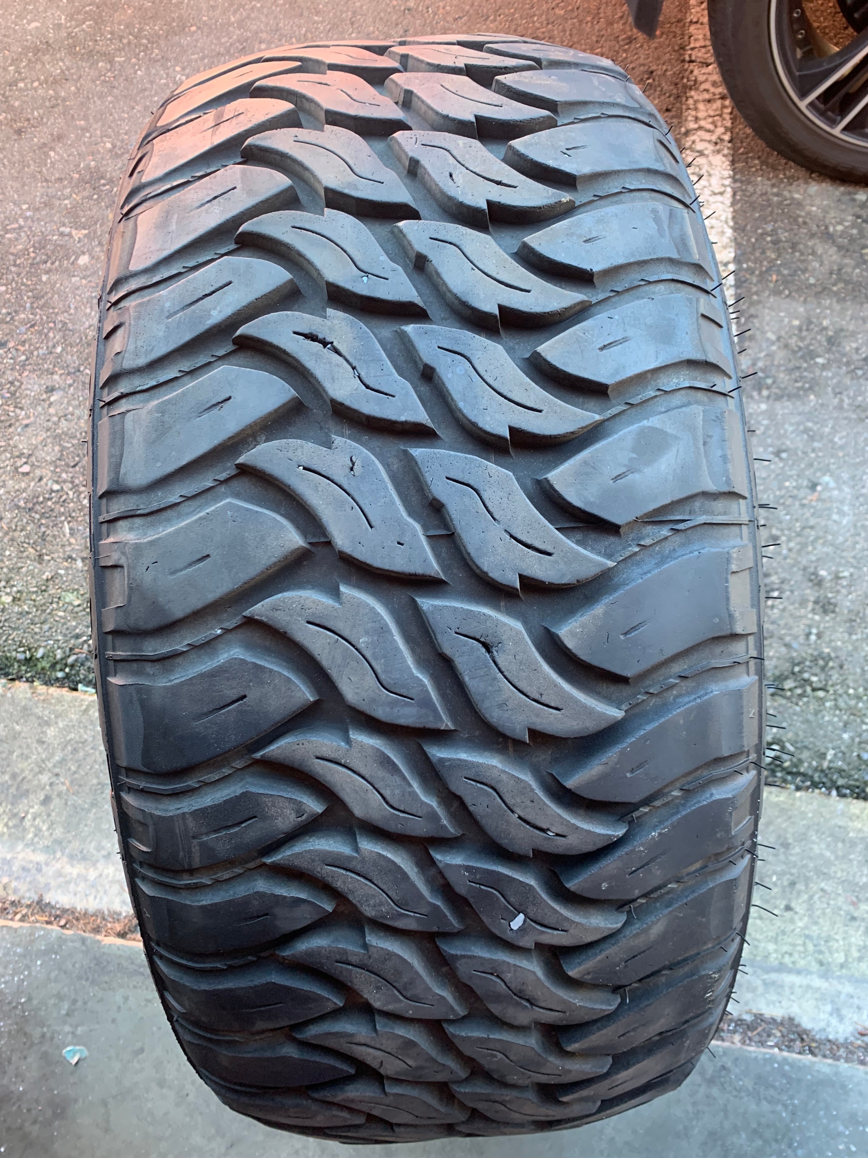 1 X single 33X12.50X22 LT 109Q 10PR Grenlandar Predator M/T 80%