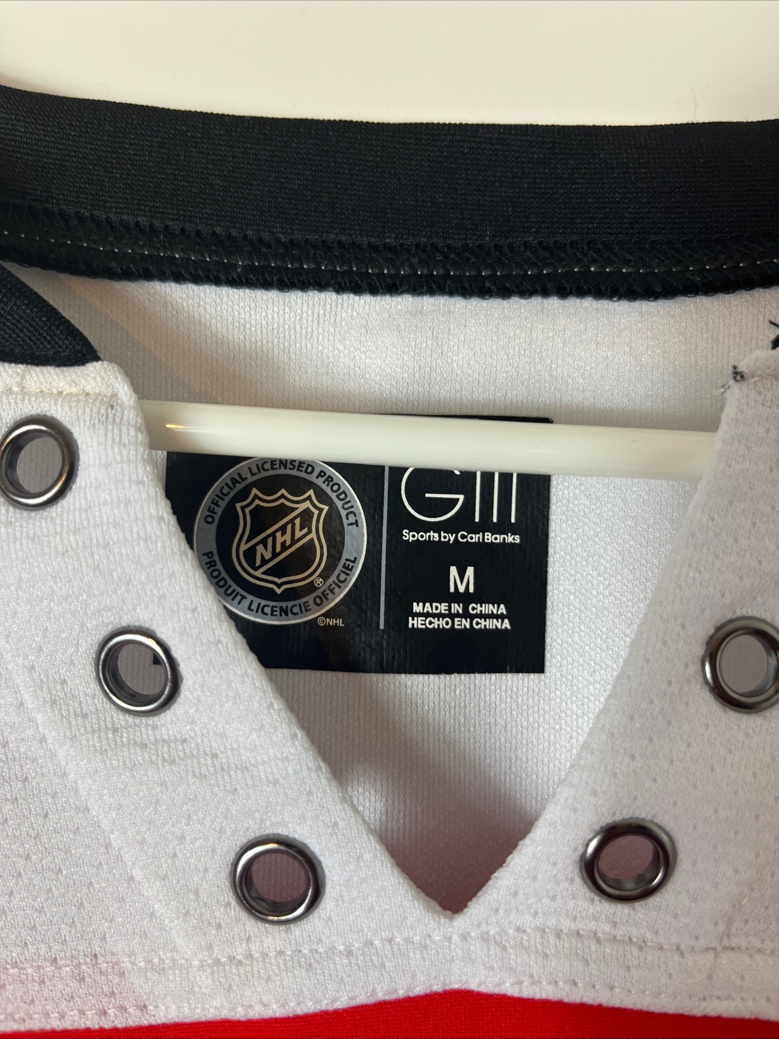 GIII Chicago Blackhawks Jersey - Size M - photo 3