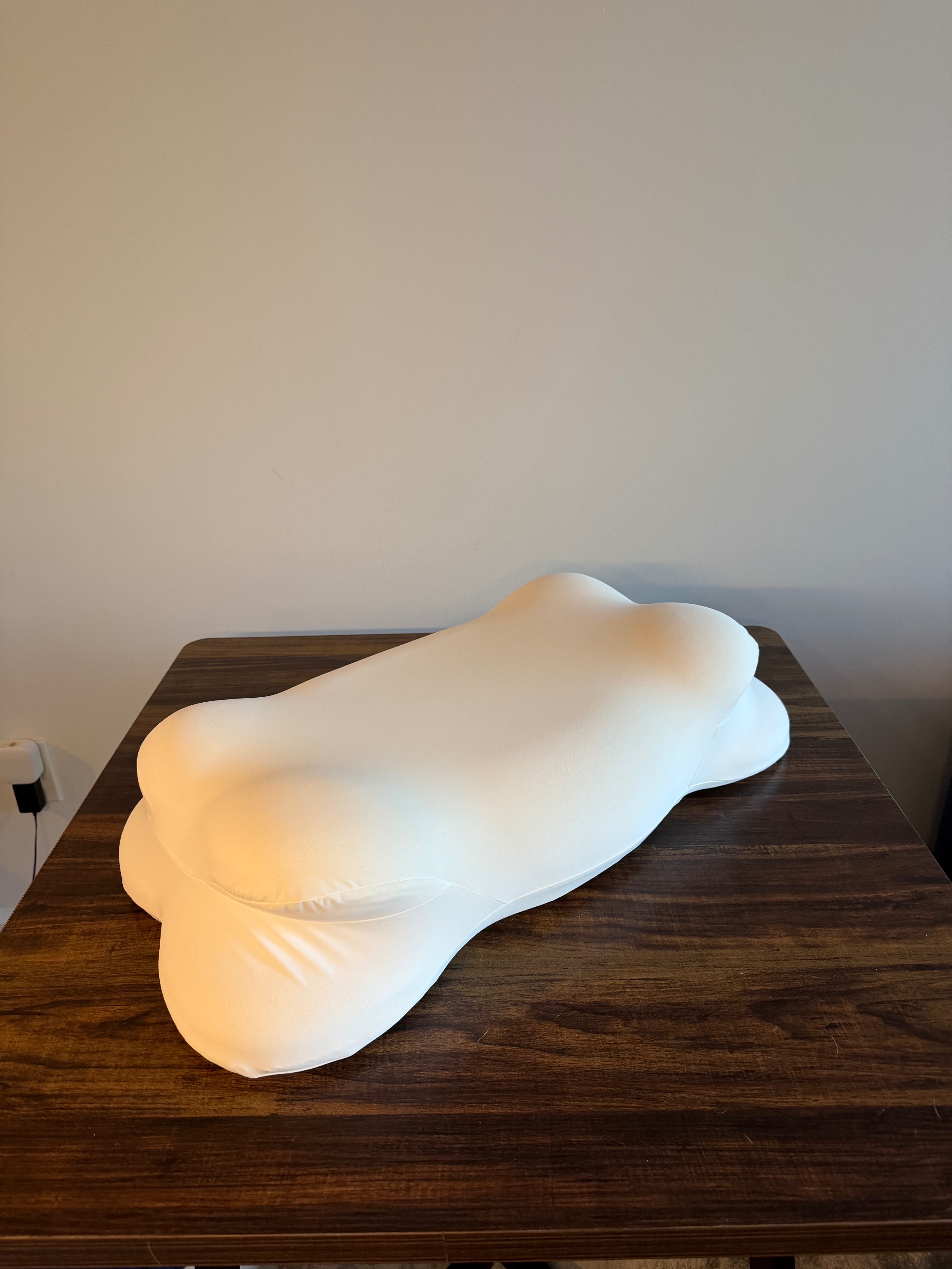 Ergonomic Memory Foam Pillow - photo 2