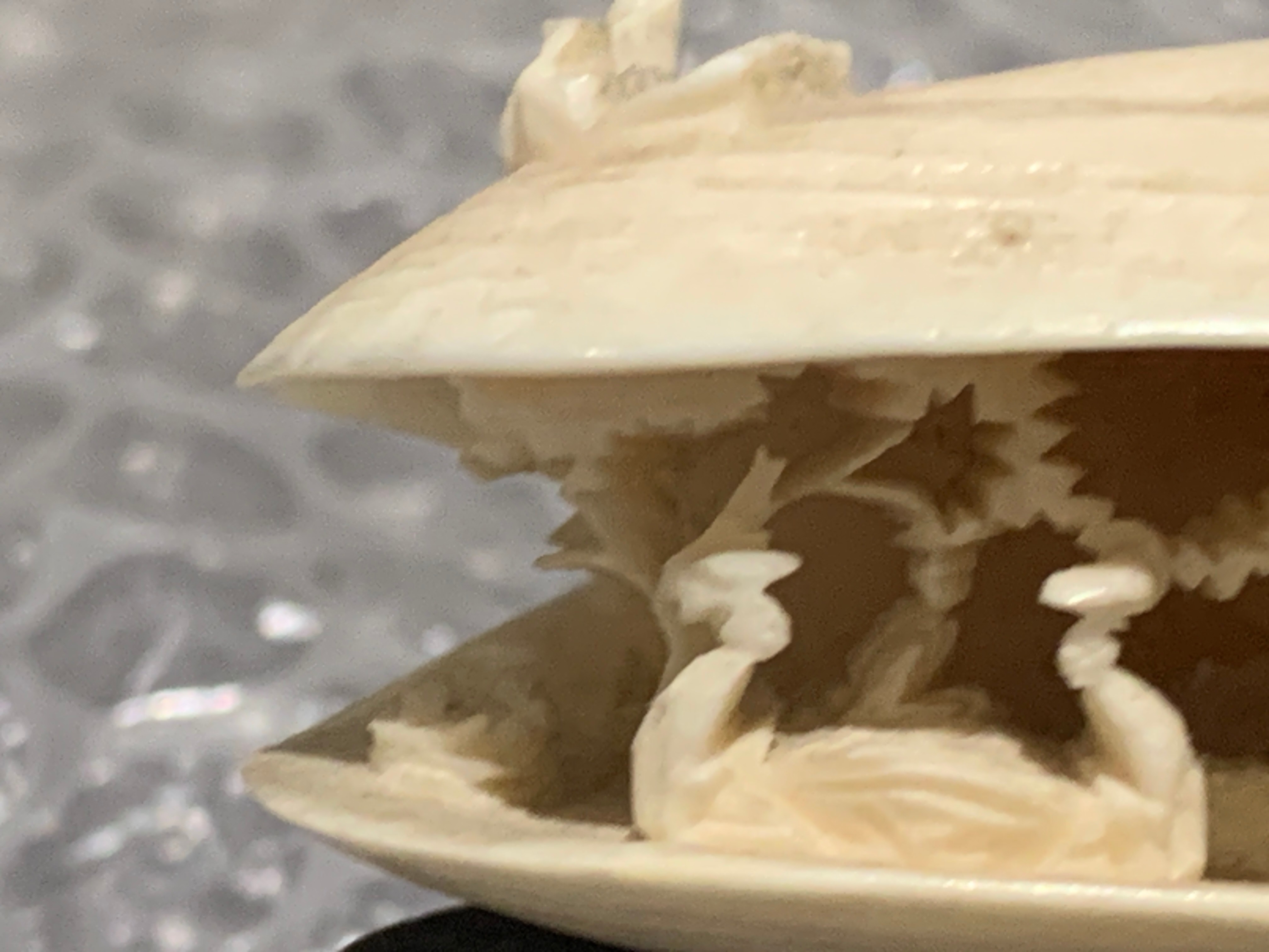Vintage Chinese Canton Carved Ivory Clam Shell - photo 5