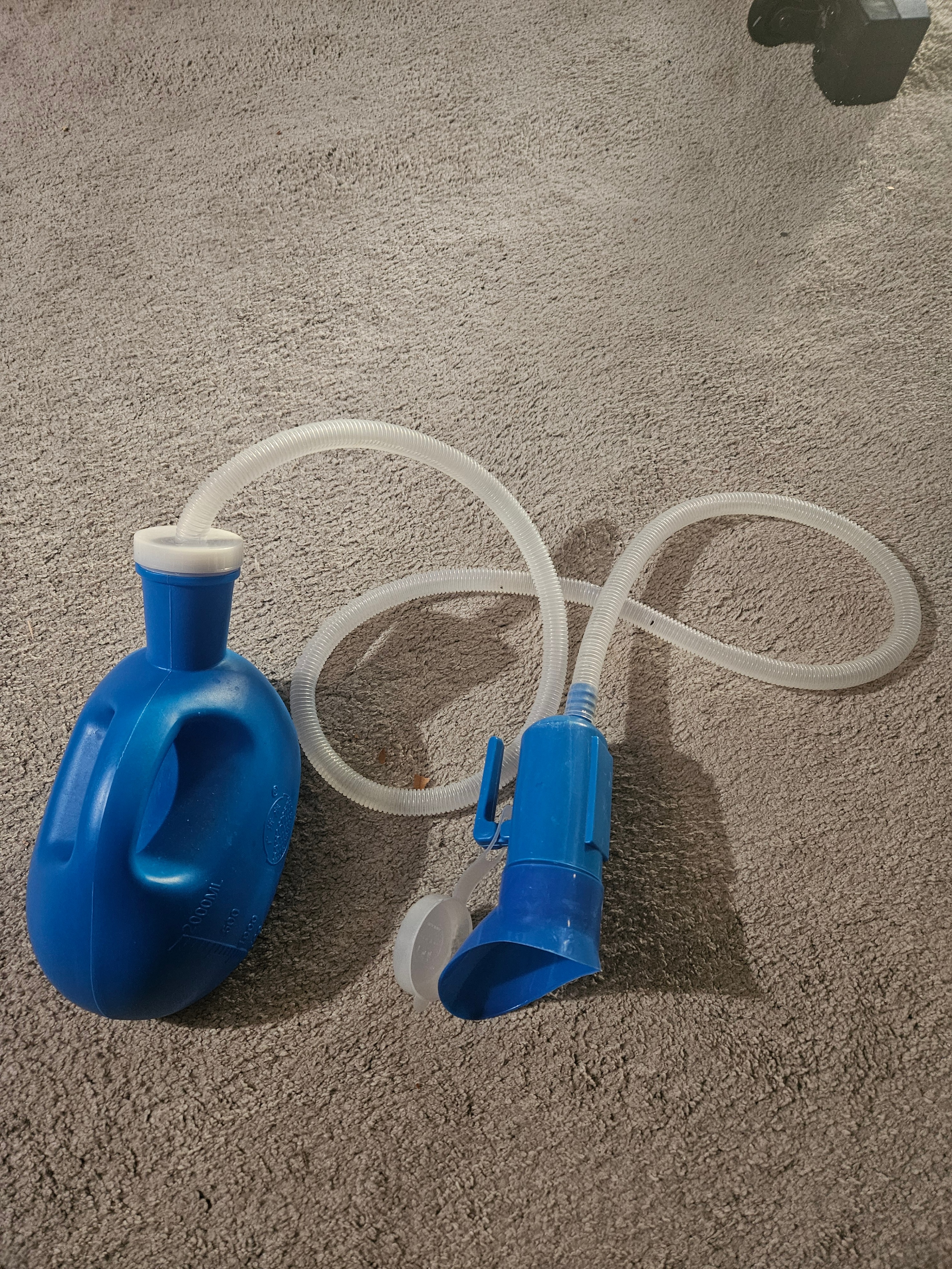 Portable Spill-Proof Urine Bottle W/ 63" Detachable Tube, L-New