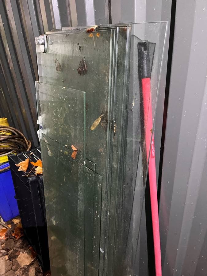 Free Glass Panels