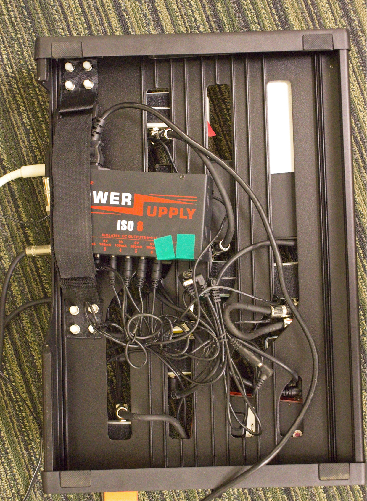 COMPLETE GUITAR PEDAL BOARD PACKAGE - photo 2
