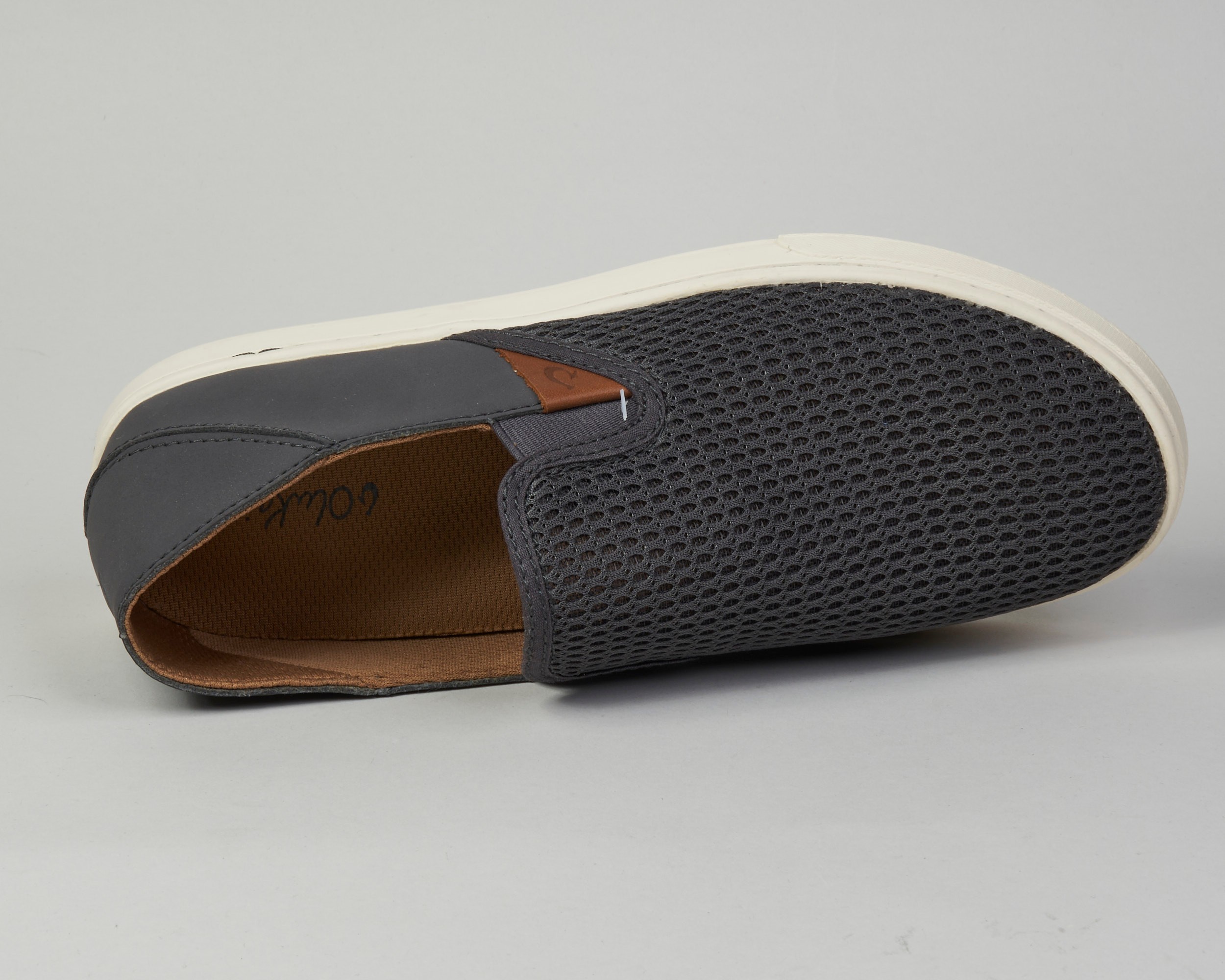 Olukai Women Pehuea Pavement  SIZE 7W - photo 3