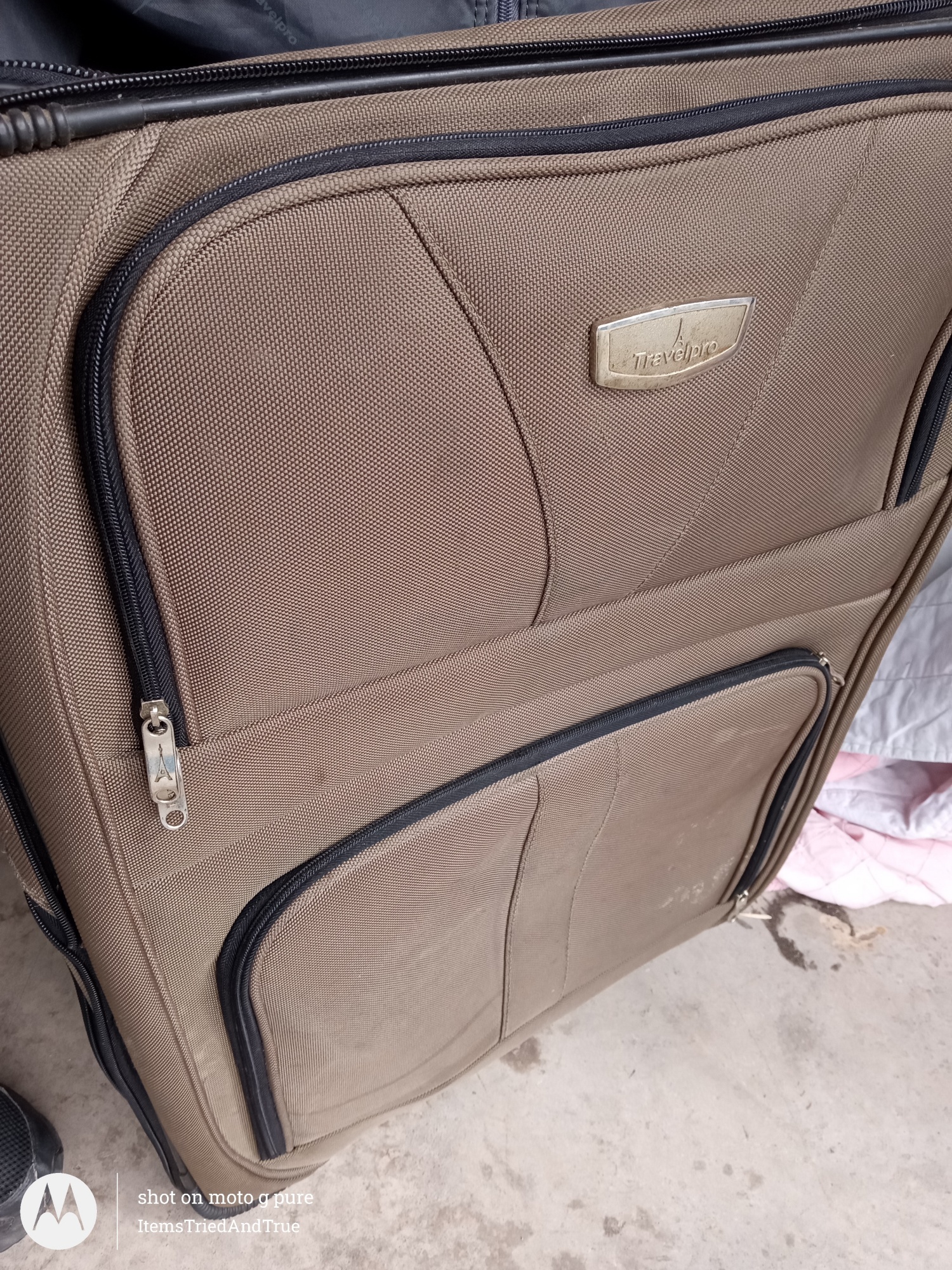Travelpro & VIP Suitcase Set – Rolling Luggage, Carry‑On - photo 5