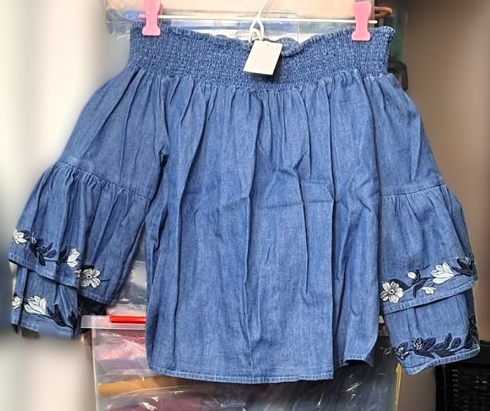 New Embroidered Off-Shoulder Denim Chambray Top - photo 3
