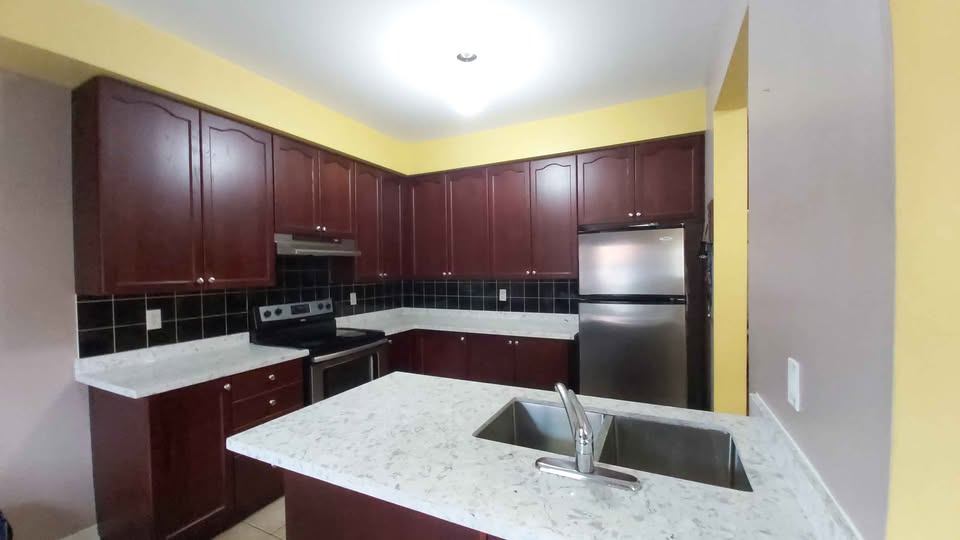 4 Bed, 3 bath house for rent - photo 2