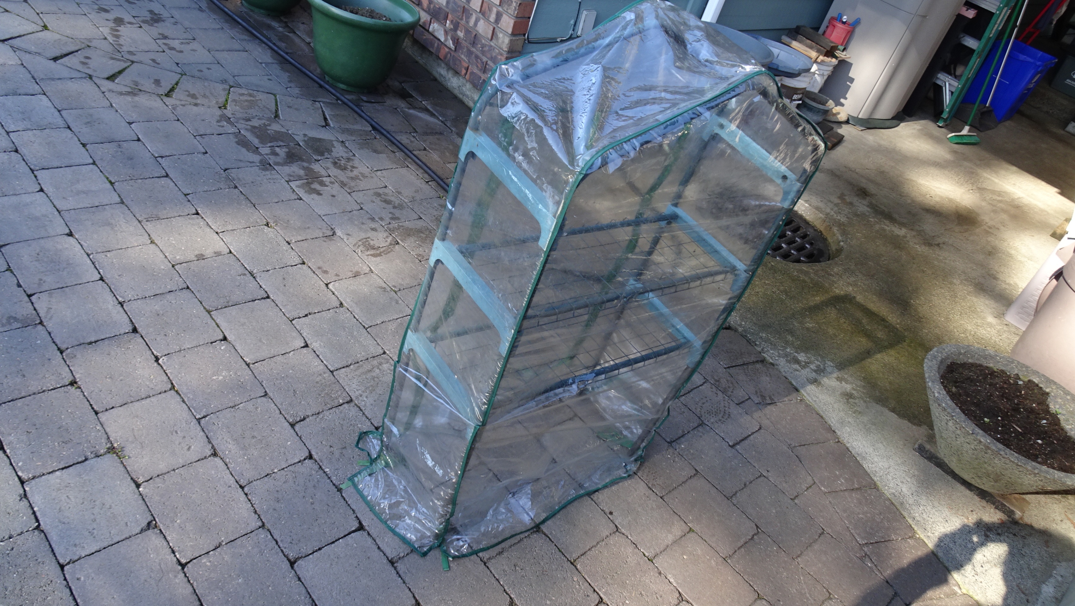 Mini Greenhouse - photo 3