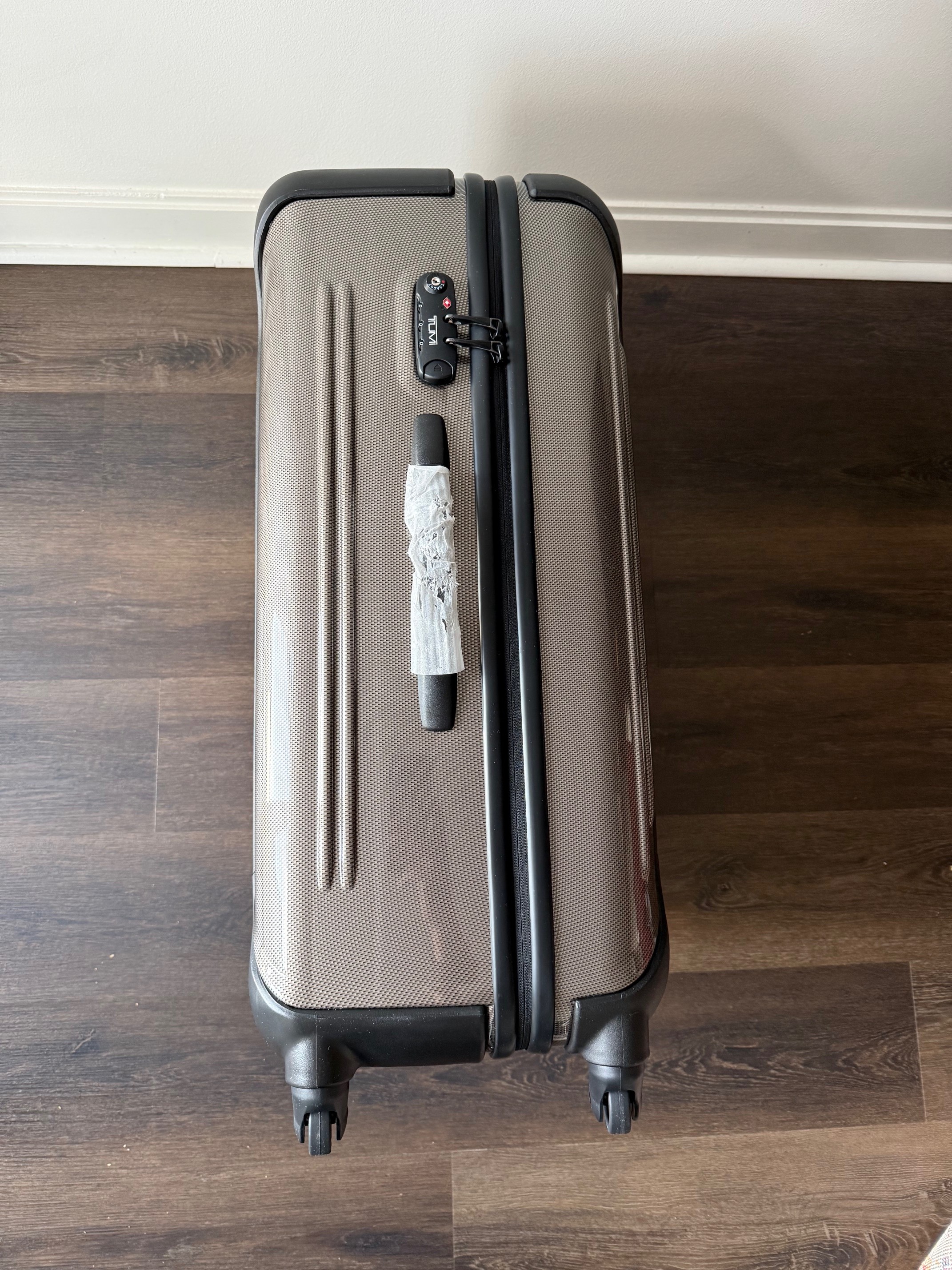 Tumi Large Trip Packing Case 30”  Luggage Tan Beige Carbon - photo 2