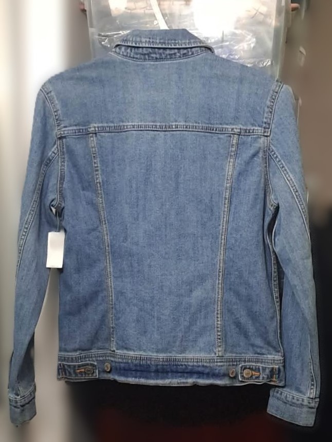 Brand New Old Navy Women’s Denim Trucker Jacket - Medium Wash - photo 2