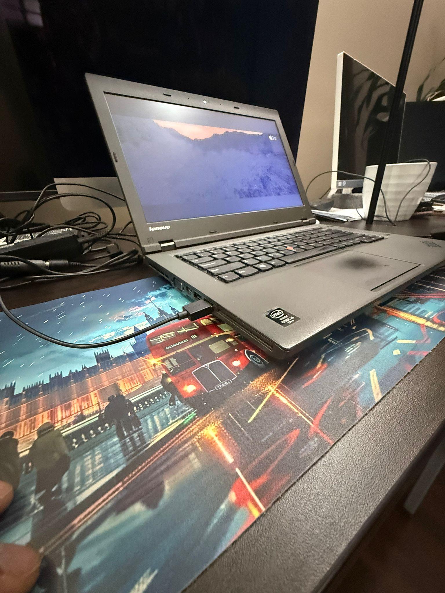 Lenovo Laptop - photo 2