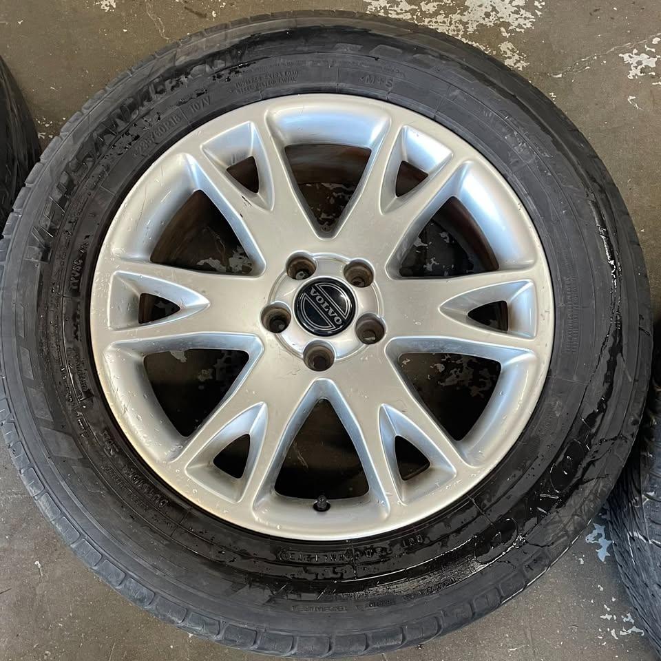 18 INCH VOLVO WHEEL&TIRE PACKAGE - photo 5