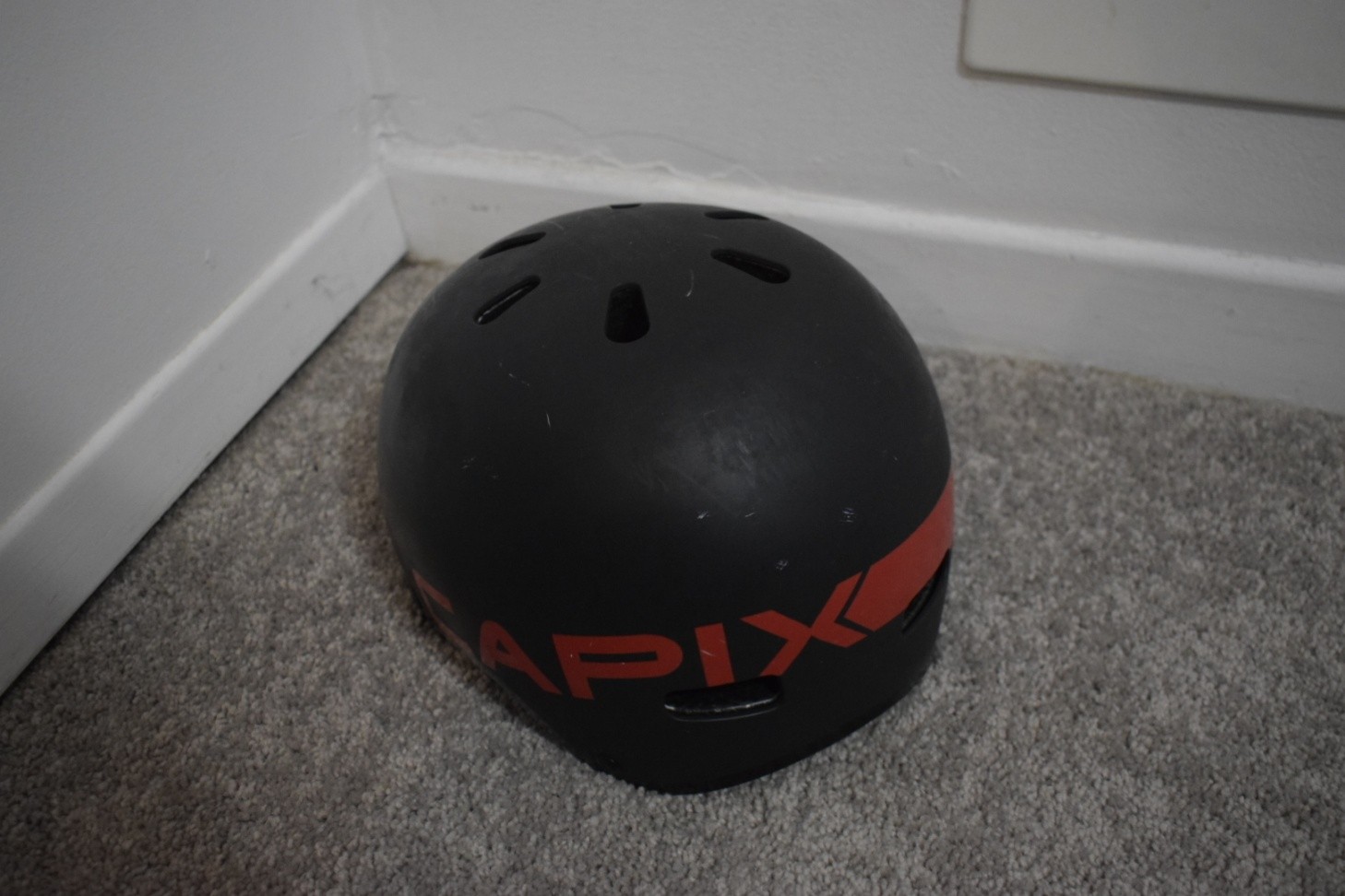 Capix Black Helmet_Adult - photo 2