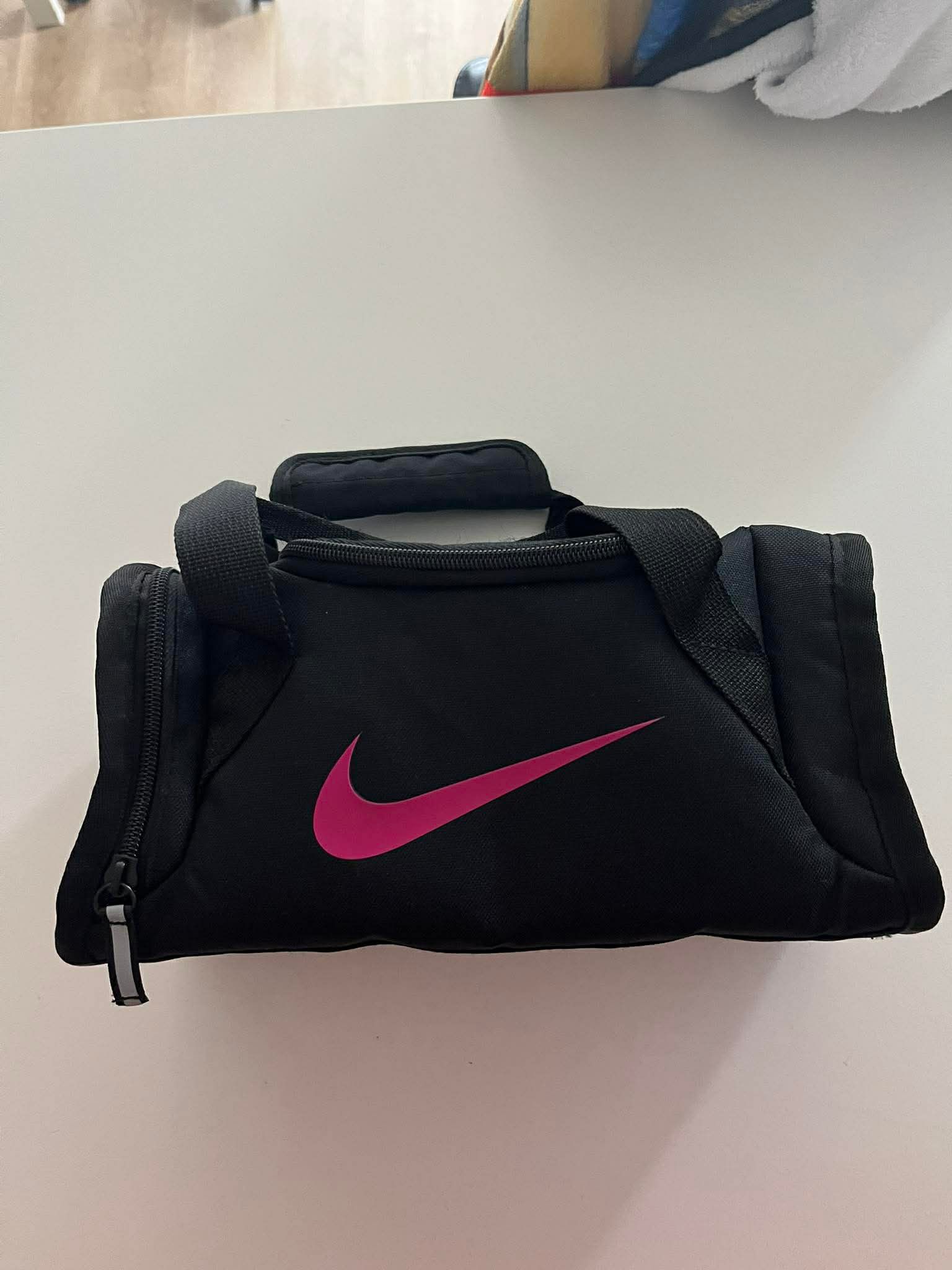 Nike Mini Lunchbox - photo 2