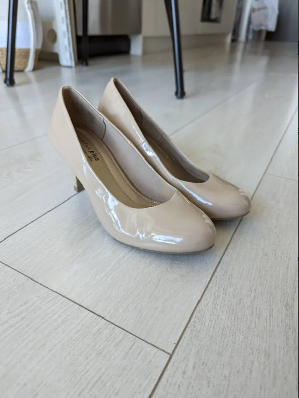 Nude Heels - Size 6