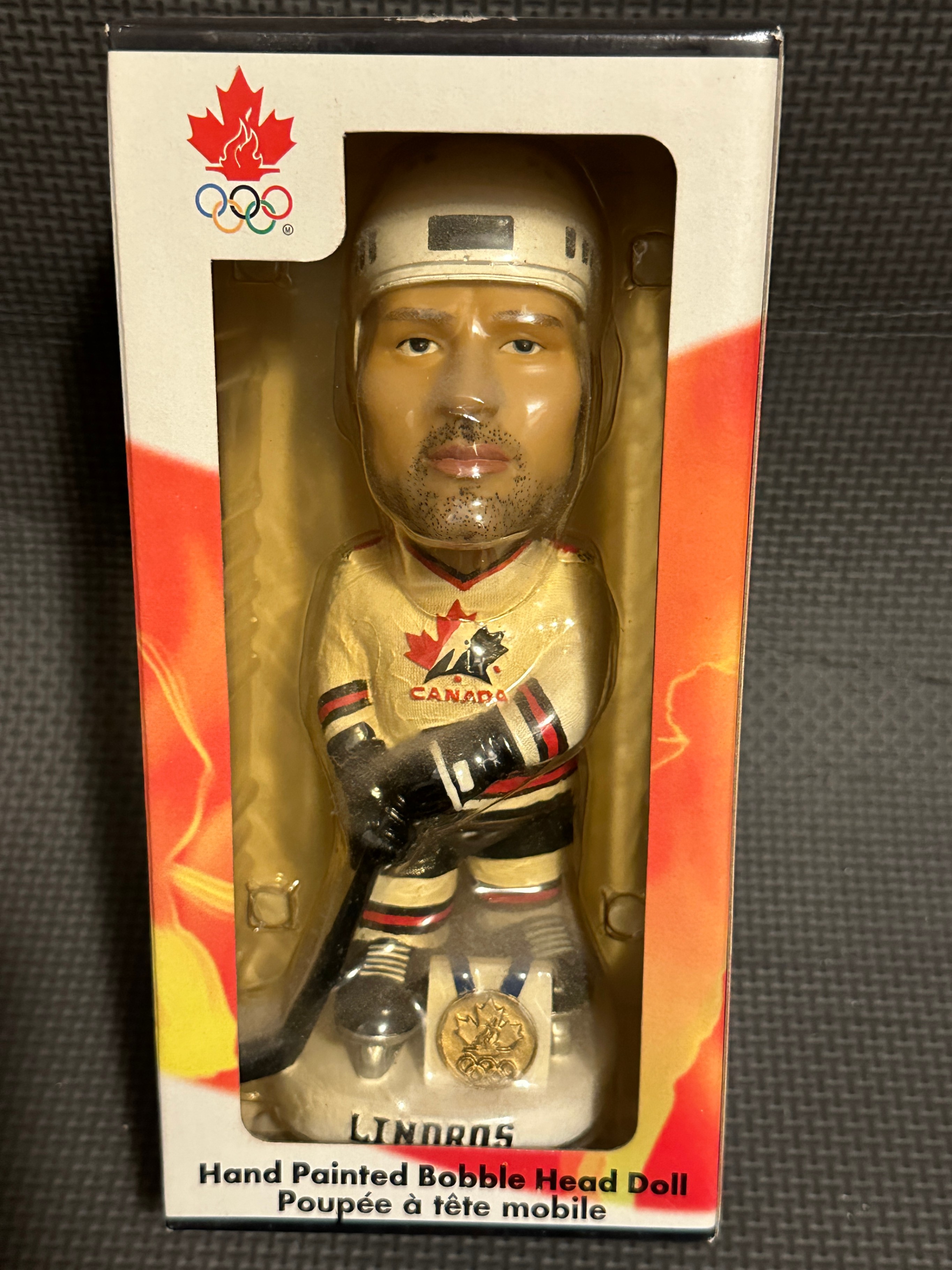 2001–02 Team Canada Hockey Bobbleheads - photo 3
