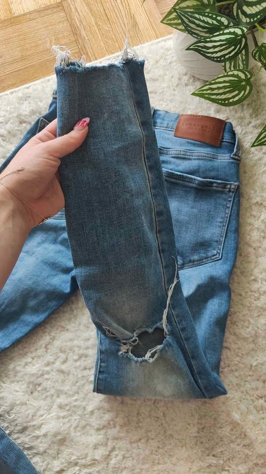 Lucky Brand Distressed Jeans - Size 0/25 - photo 2