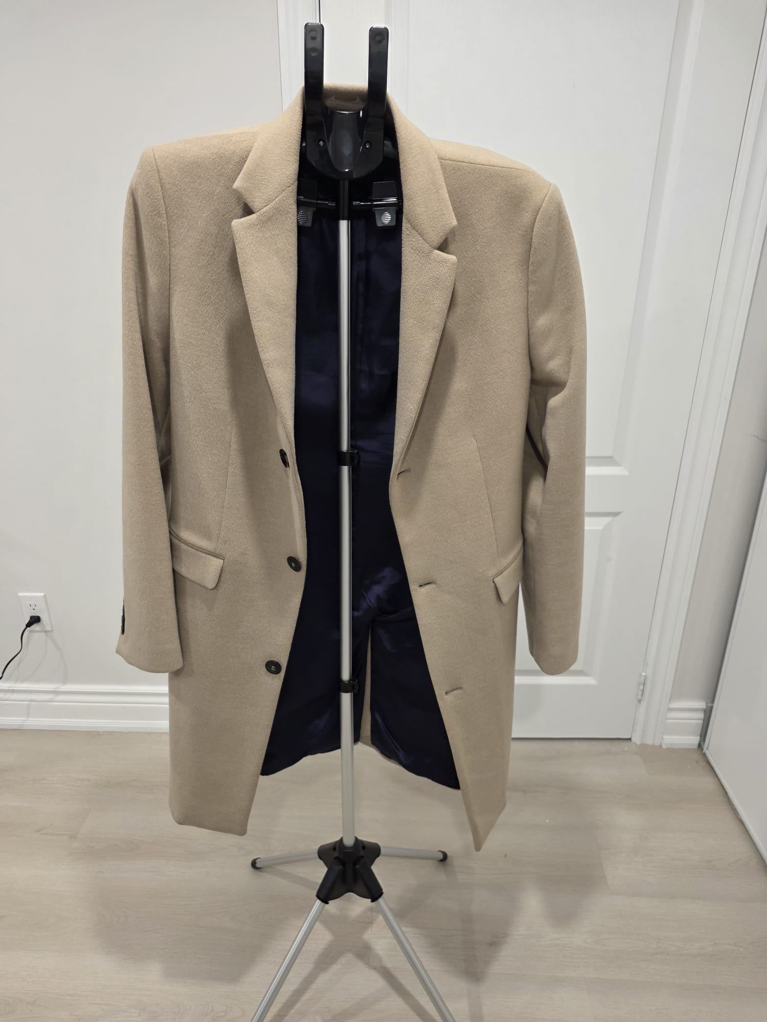 Zara Man Camel Overcoat – Size Large – Excellent Condition
