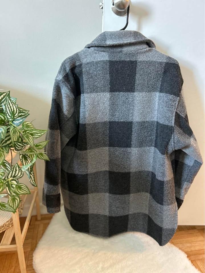 H&M Grey Plaid Jacket - Size S - photo 2