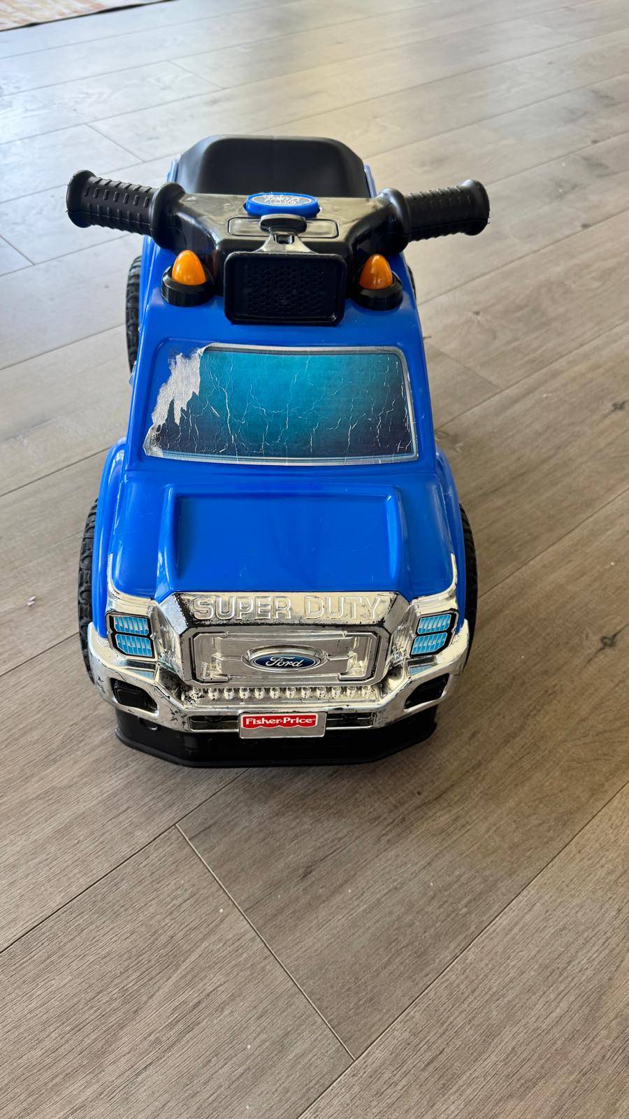 Fisher-Price Ford Super Duty Ride-On Truck - photo 2
