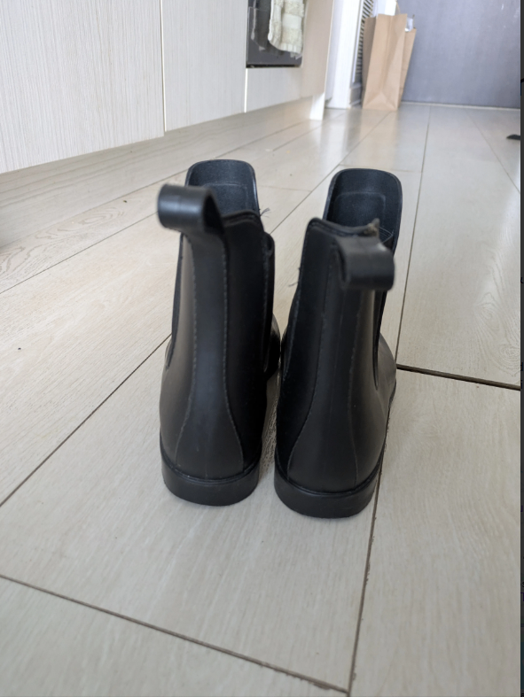 Leather Ankle Boots - Size 7 - photo 4