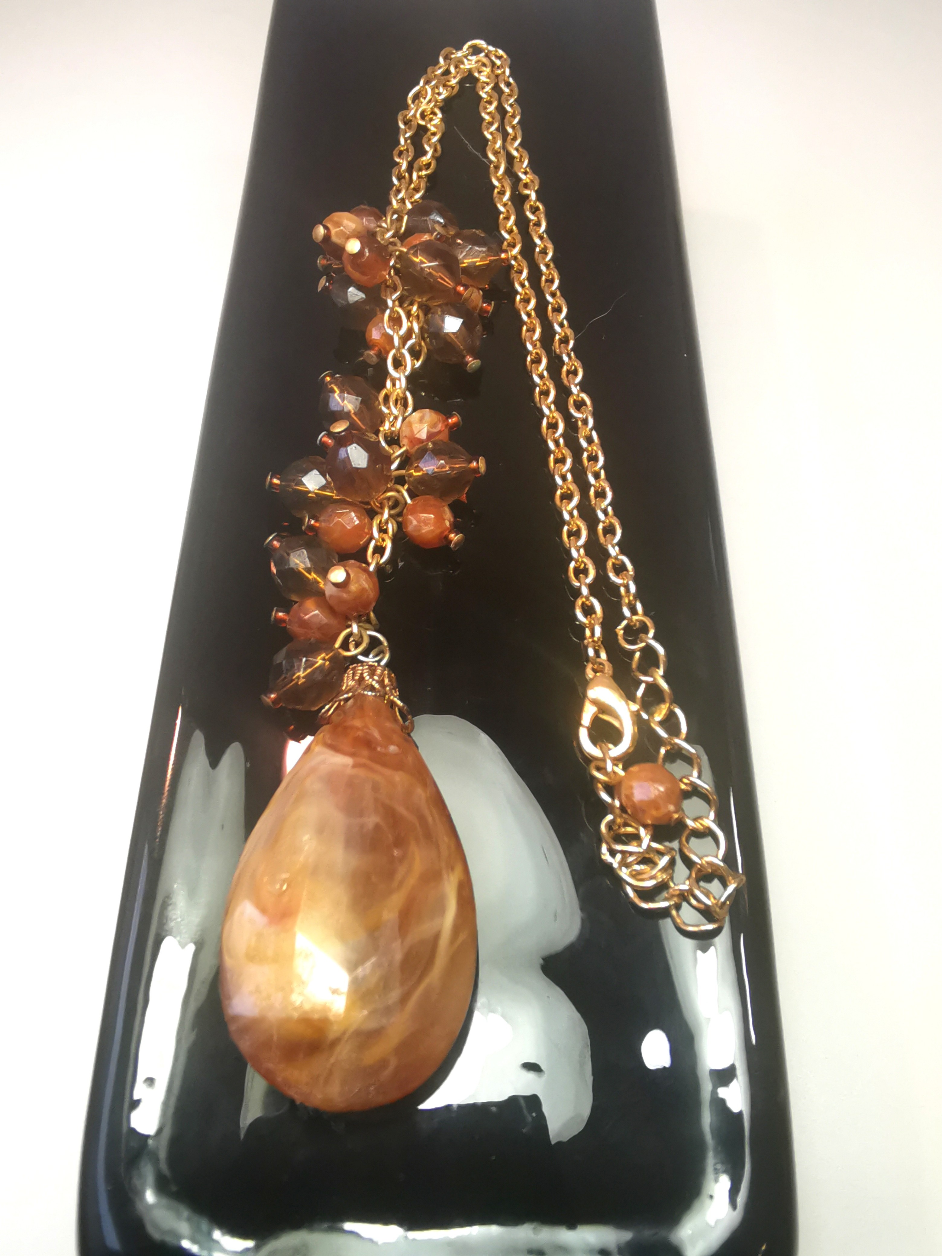 Circa 1970 Faux Amber Teardrop Pendant Necklace Cluster Bead 25" - photo 5