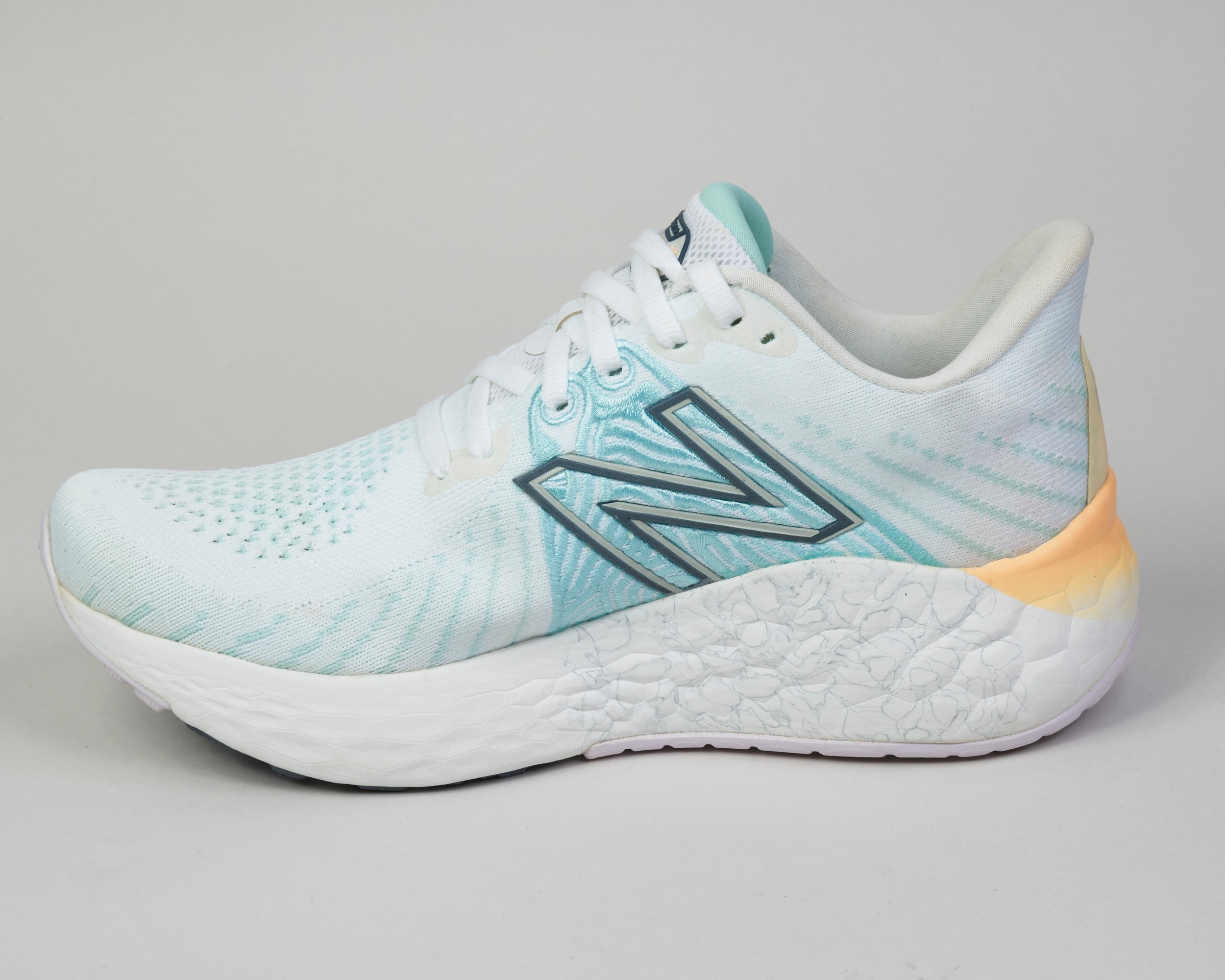 New Balance Women's Shoes Fresh Foam X Vongo v5  White Running - photo 2